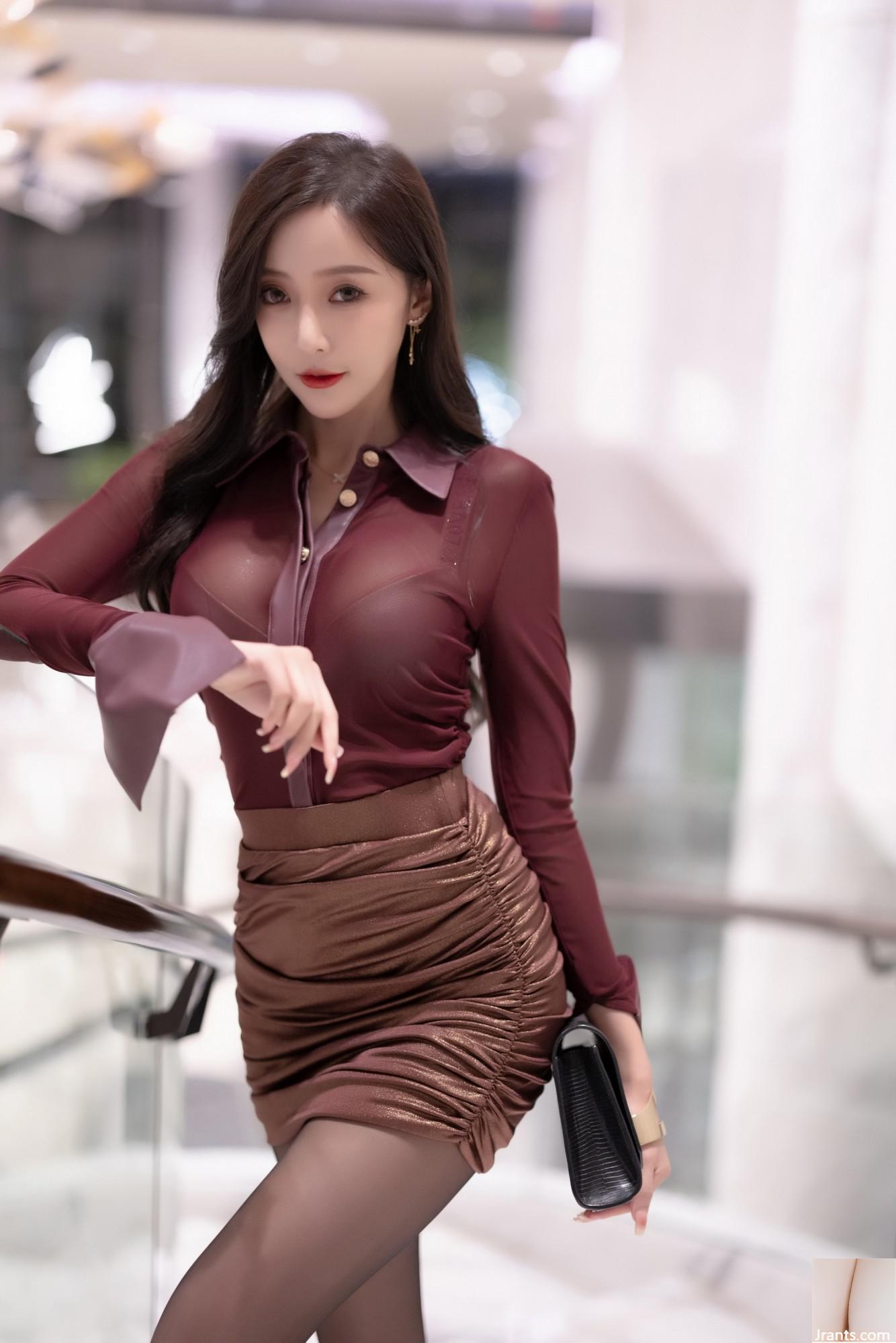 Hot Wang Xinyao tenue de sœur royale transparente en maille rouge foncé (110P)