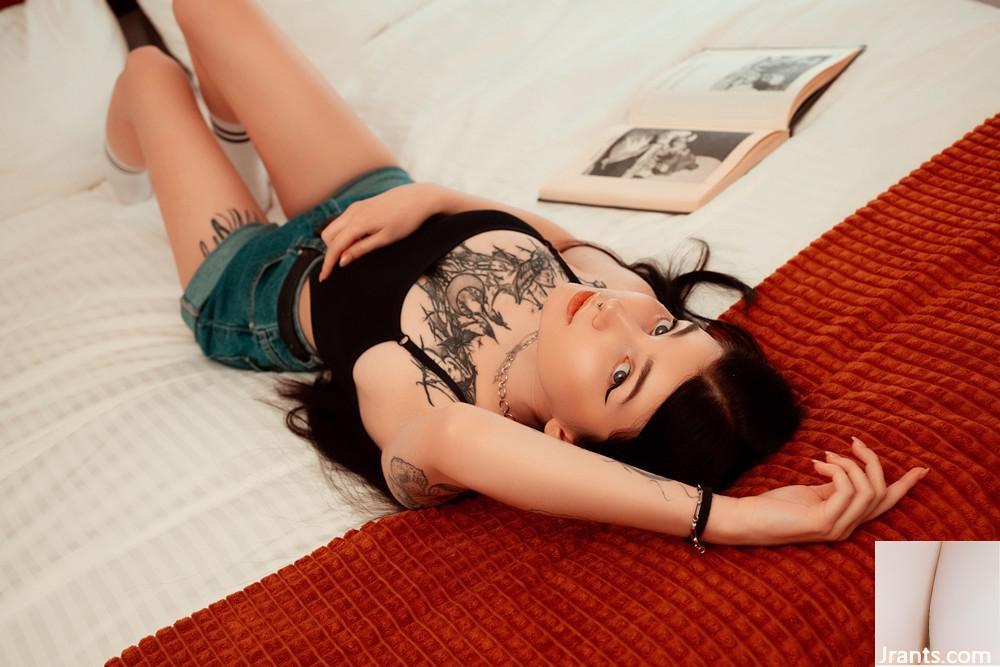 (Suicide Girls) 28 مارس 2024 – رسائل الحب – الظلام اللطيف (60P)