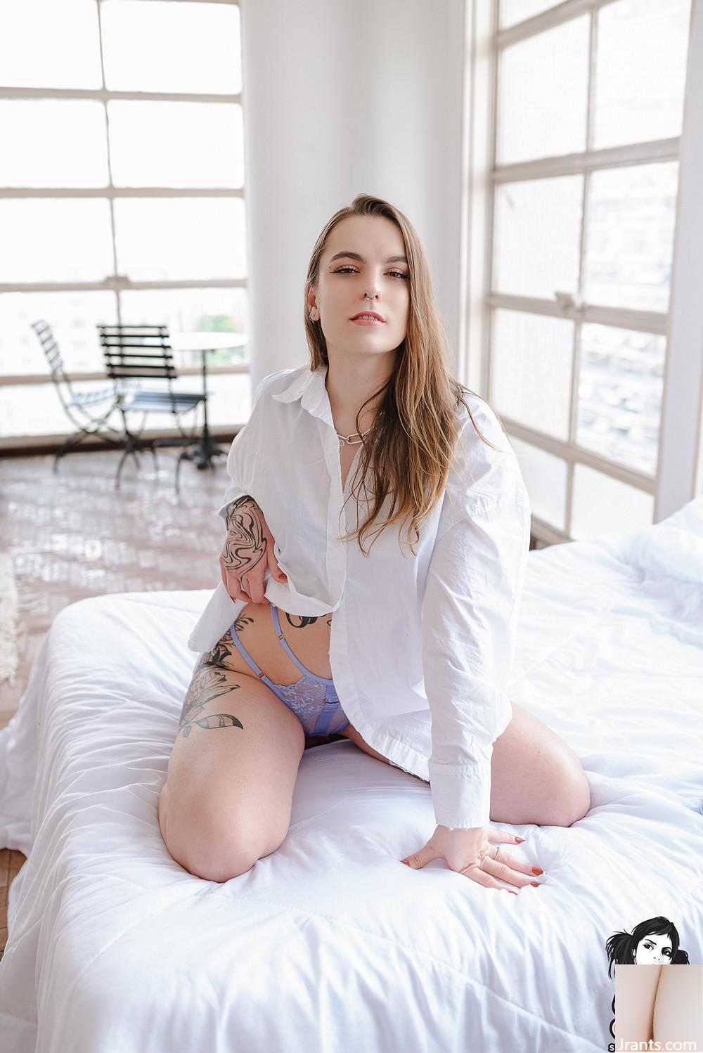 (Suicide Girls) 05 de abril de 2024 – Malu – Foto Bomba (55P)