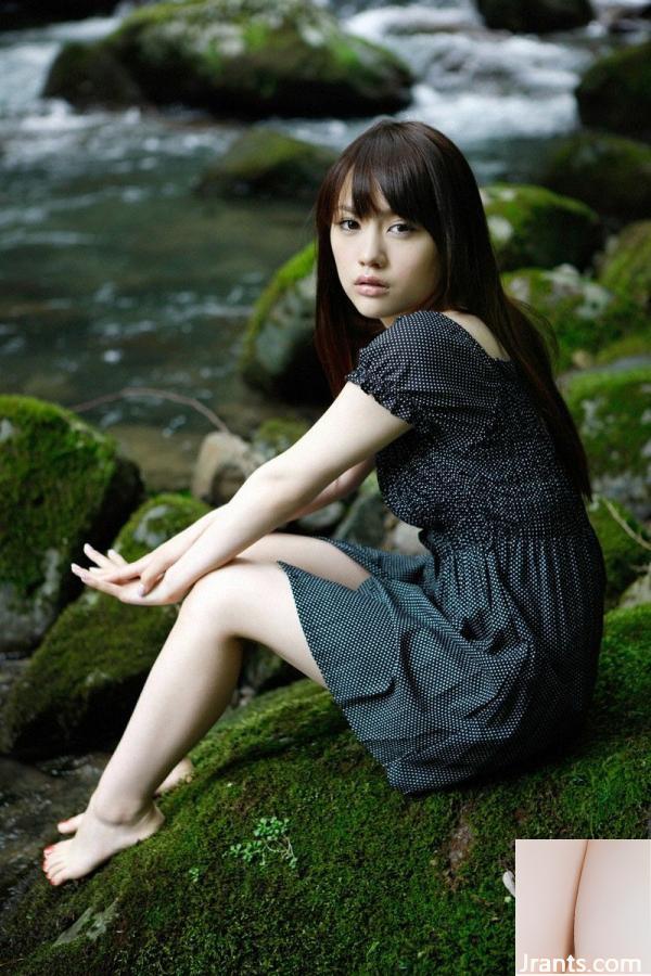 Shiho, actriz japonesa de nueva generación (32P)