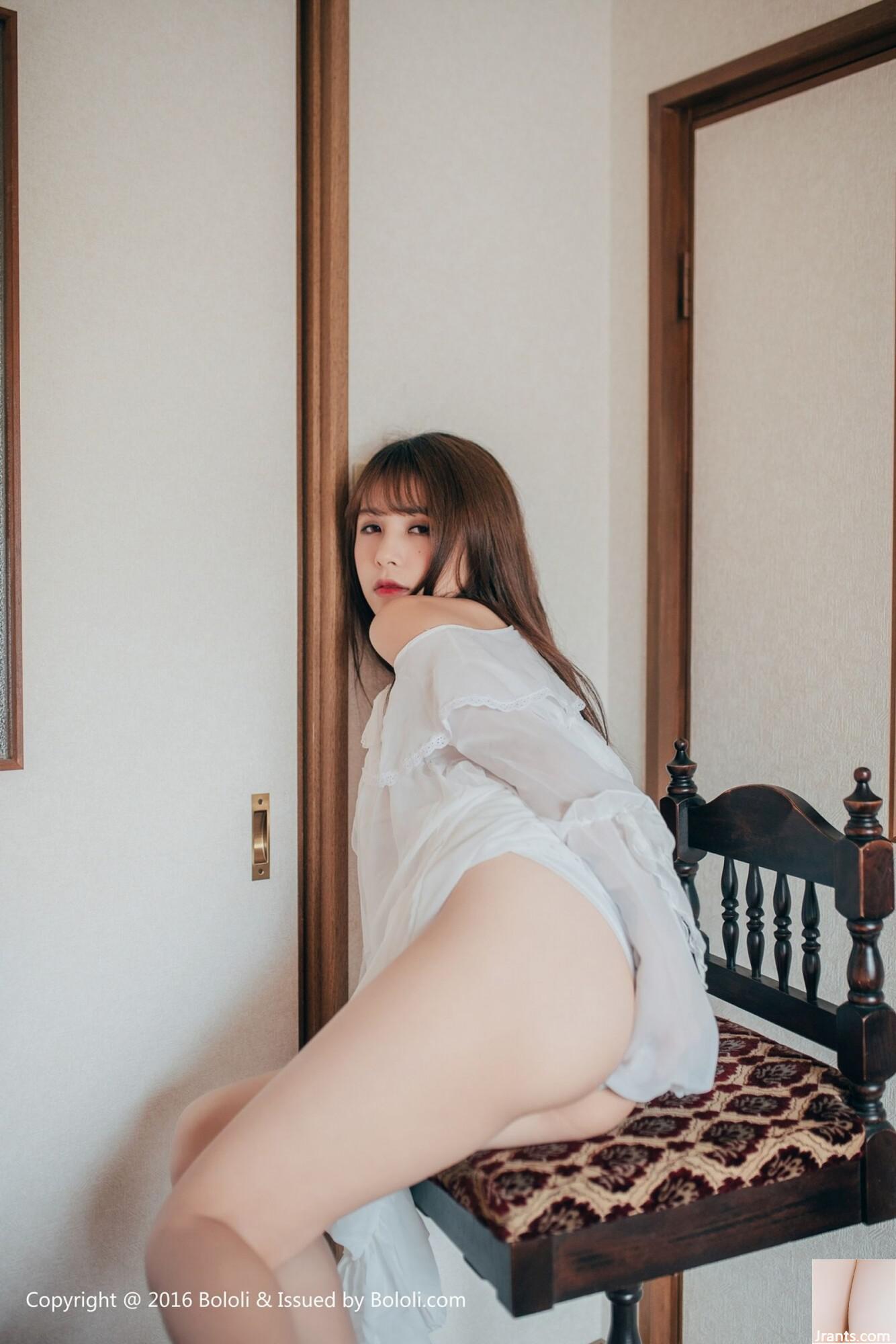 (شماره جدید BoLoli) 2017.08.08 BOL099 Natsumi&#39;s cute and sexy Natsumi-chan (58P)