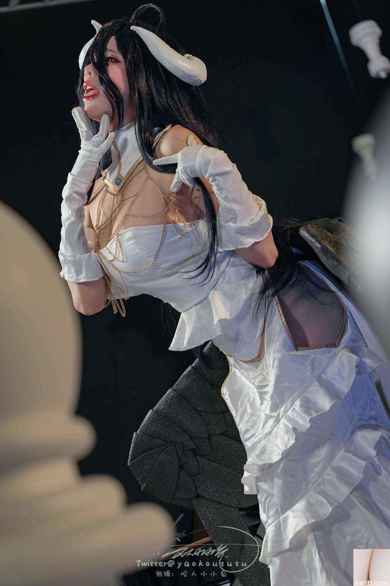 Coser@ Sticky Dumpling ယုန် &#8211; Succubus Albedo ၏အရှက်နှင့်ငါ့ကိုပြောပြပါ