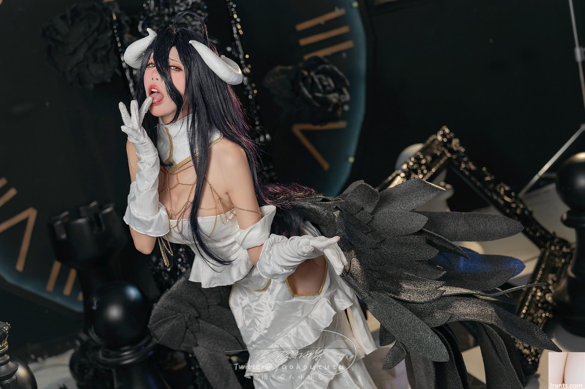 Coser@ Sticky Dumpling ယုန် &#8211; Succubus Albedo ၏အရှက်နှင့်ငါ့ကိုပြောပြပါ