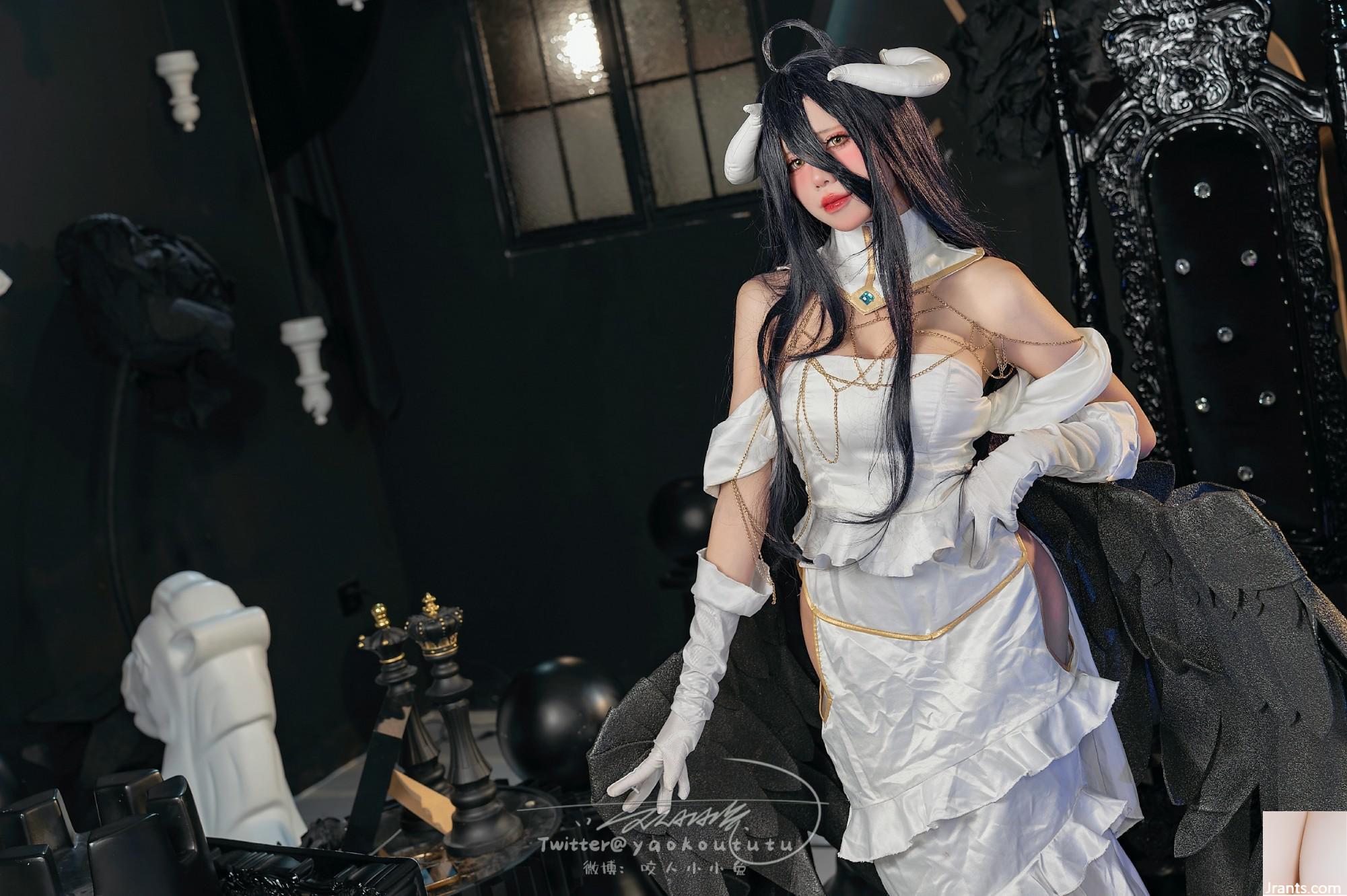 Coser@ Sticky Dumpling ယုန် &#8211; Succubus Albedo ၏အရှက်နှင့်ငါ့ကိုပြောပြပါ