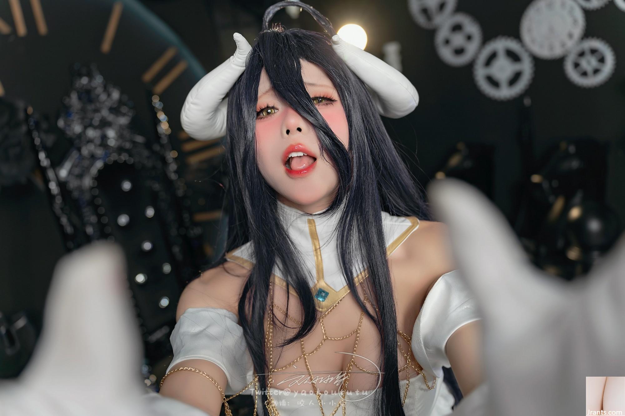 Coser@ Sticky Dumpling ယုန် &#8211; Succubus Albedo ၏အရှက်နှင့်ငါ့ကိုပြောပြပါ