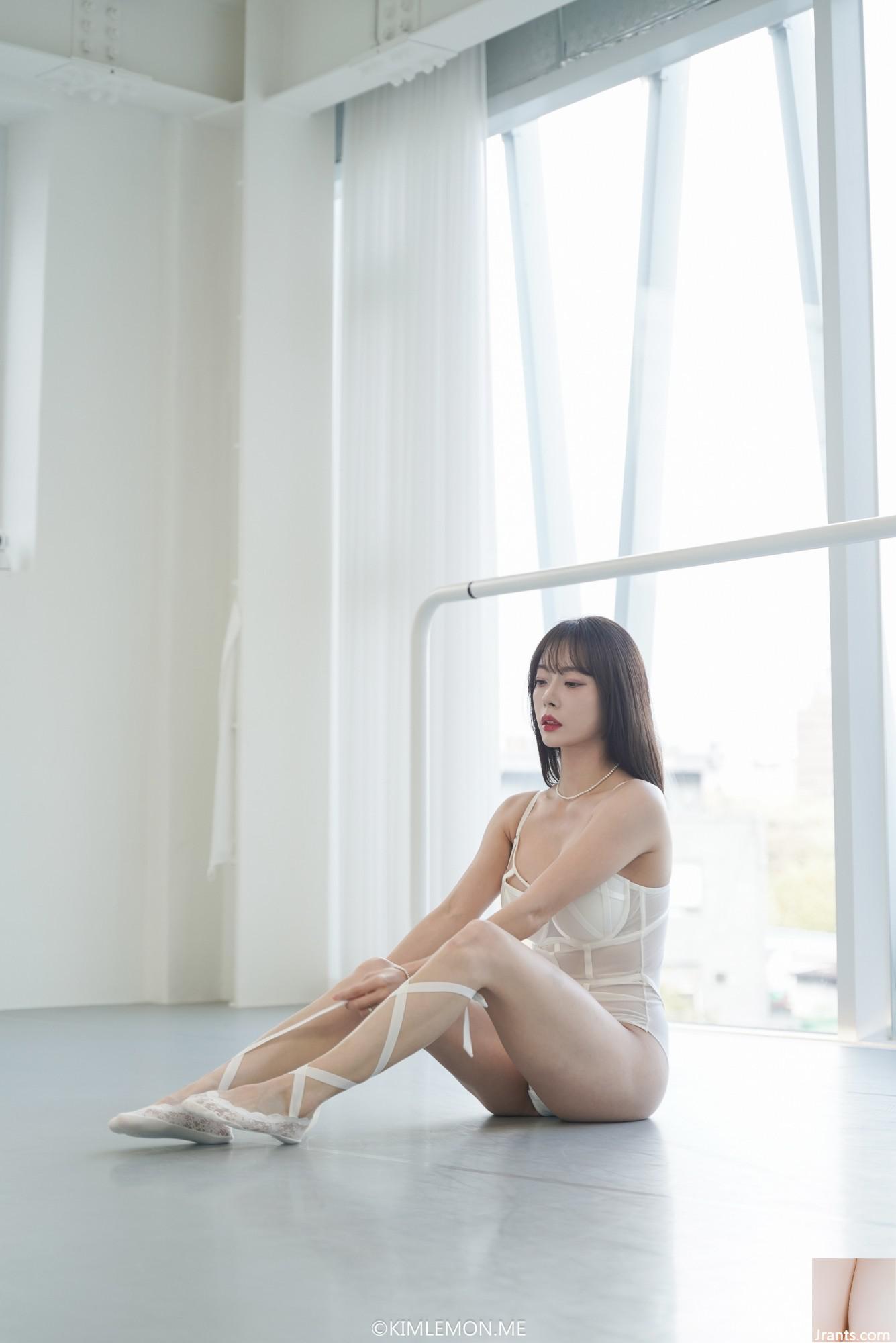 SEYEON – Vol.24 (84P)