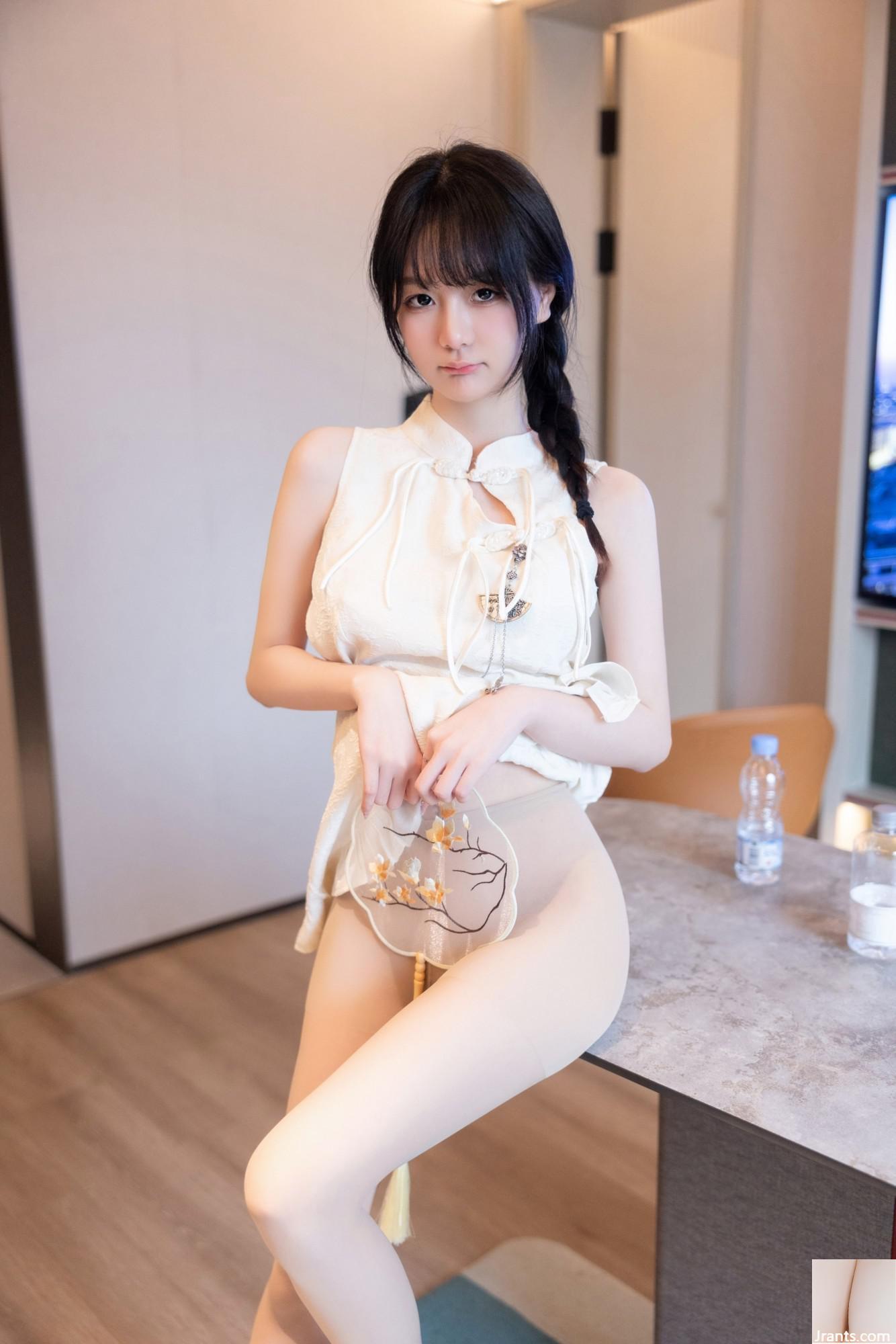 Cheongsam bianco (88P)