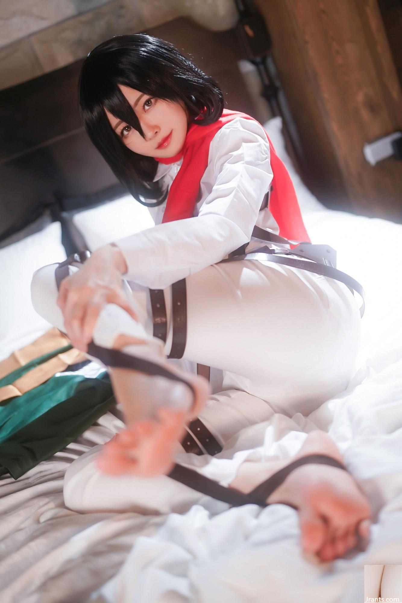 Arty Huang (Arty Yati) – Mikasa Ackerman (35P)