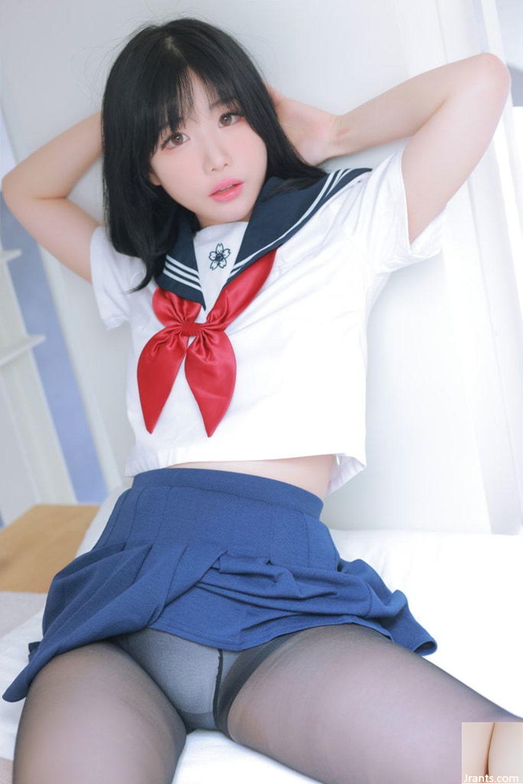 Kaede Karen &#8220;কুল বিউটি&#8221; SET 04 (20P)