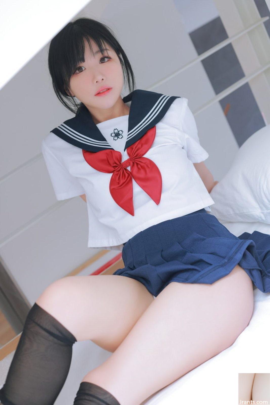 Kaede Karen “Kecantikan Keren” SET 04 (20P)