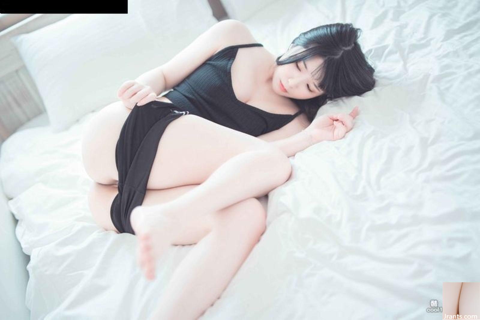 Karen Kaede &#8220;ট্রপিক্যাল ট্যুর!&#8221; SET 01 (20P)