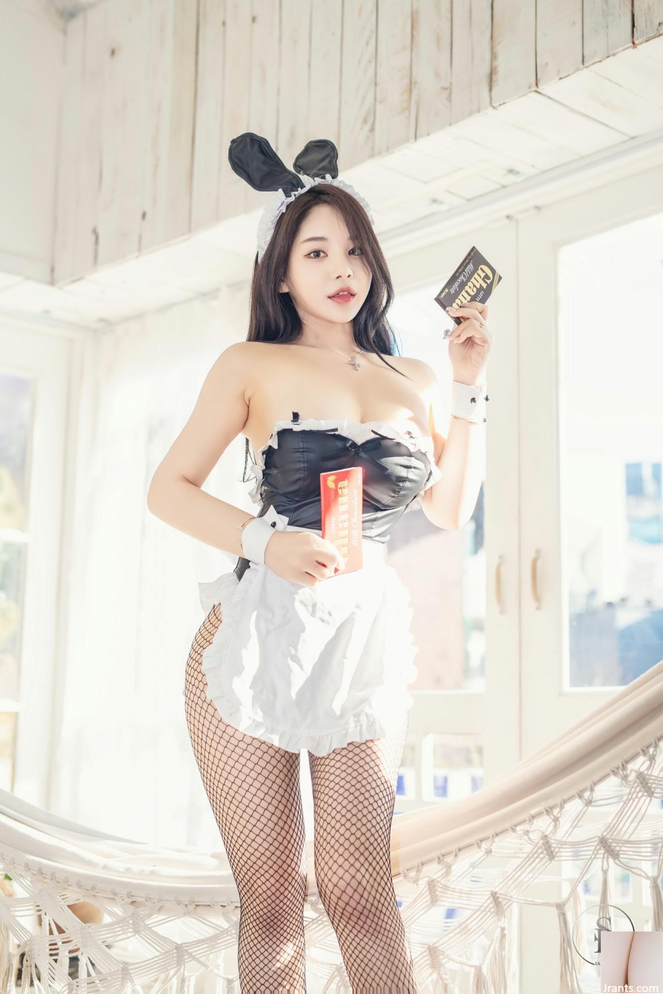 SAINT Photolife – Zzyuri – Vol.22 Happy Valentine (40P)