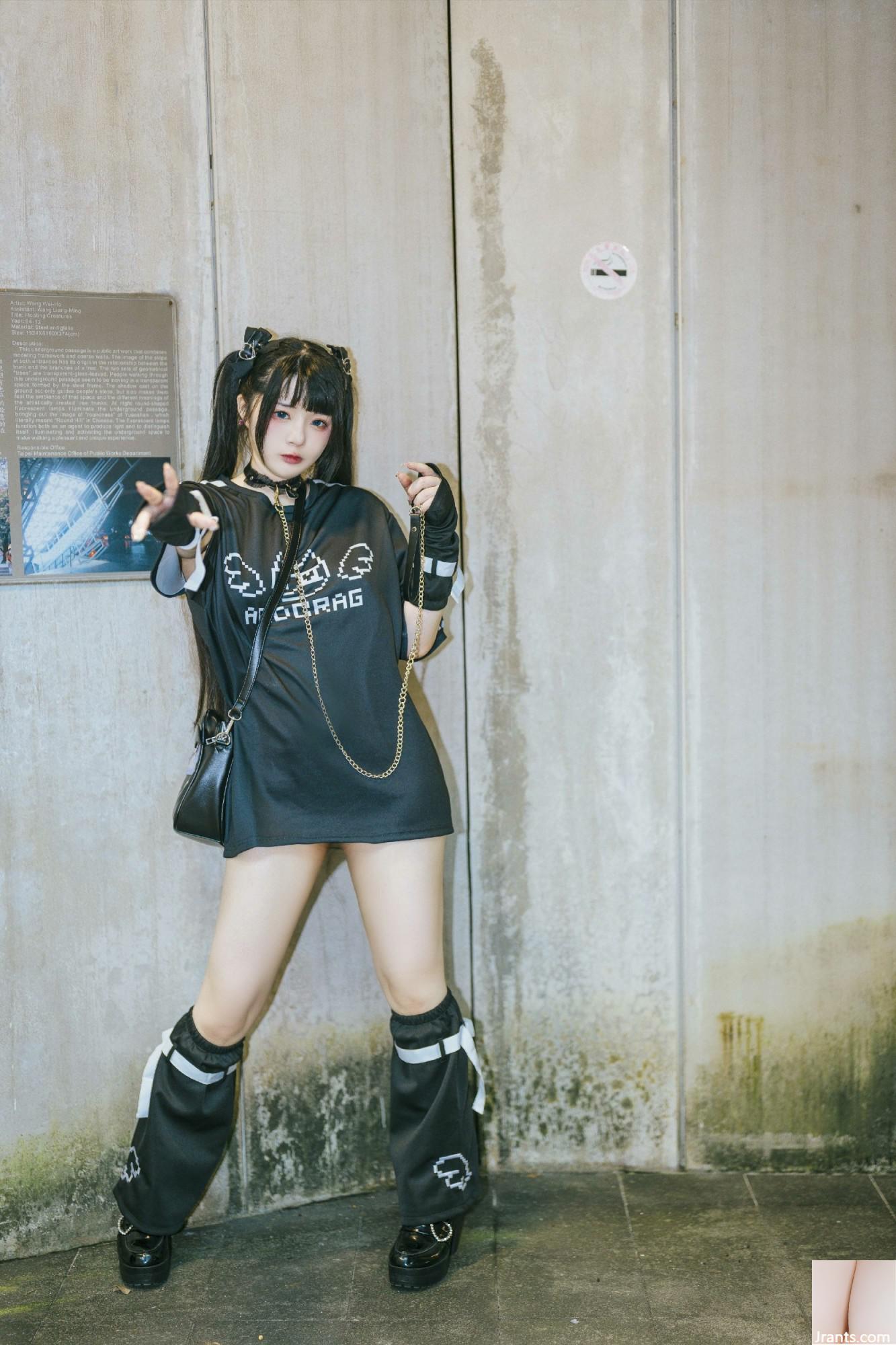 Coser@罗洛Raku – City Girl (47P)