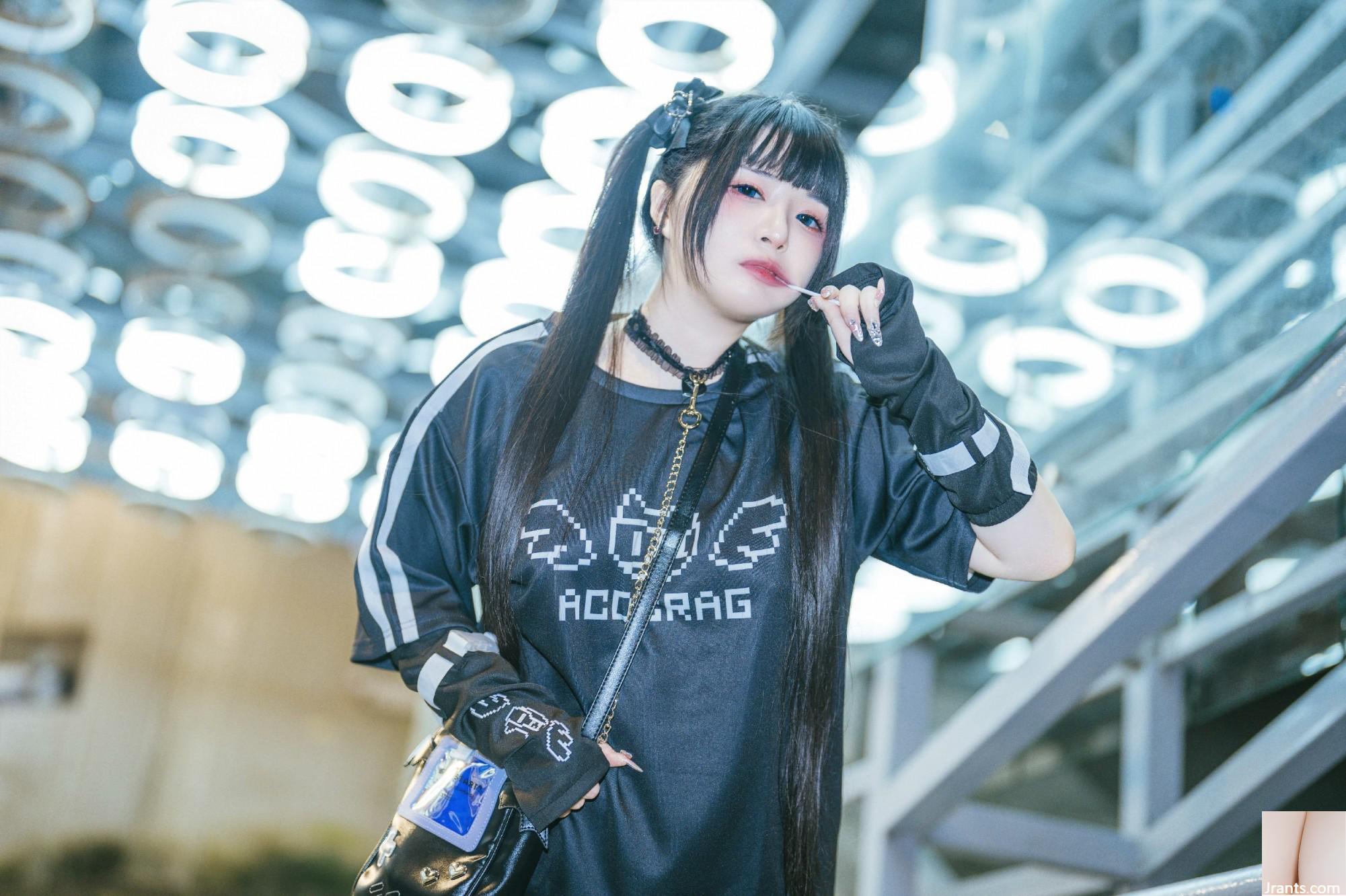 Coser@罗洛Raku – City Girl (47P)