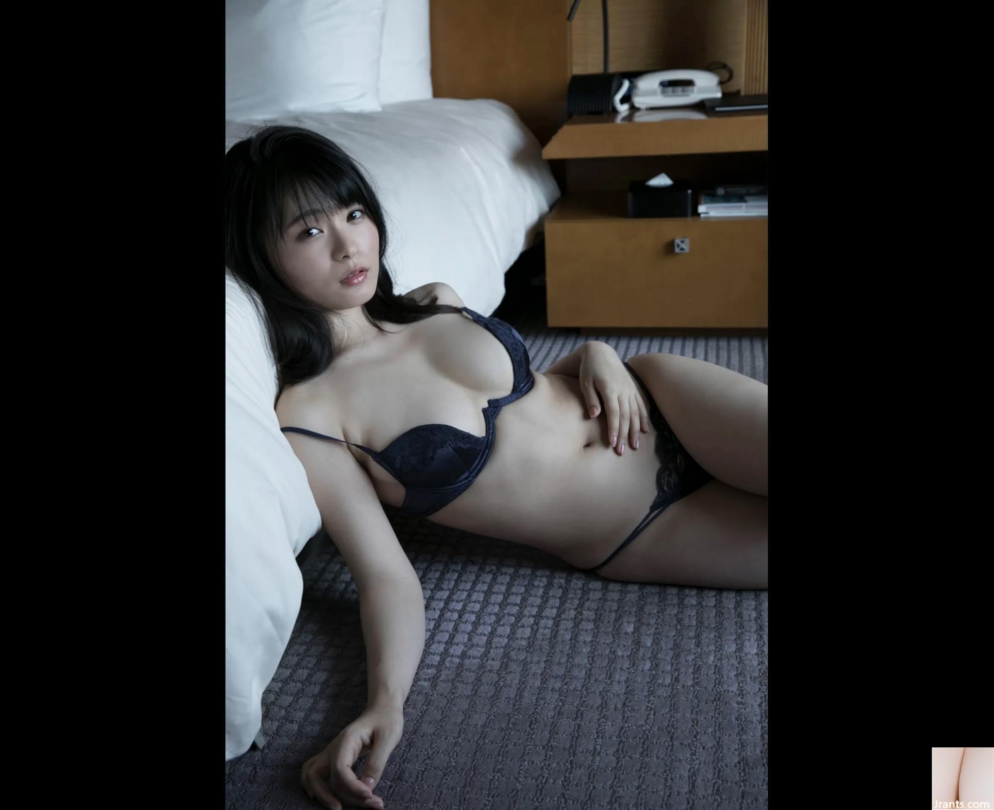 Mizuki Hoshina &#8220;Mature H cup&#8221; (71P)