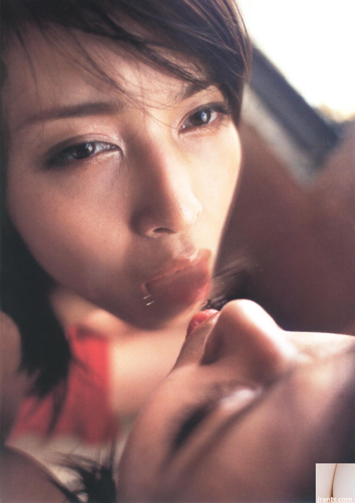 Natsuki Kato (Fotoalbum) (Monthly シリーズ062) – Monthly 062 (2004.10.12) (86P)