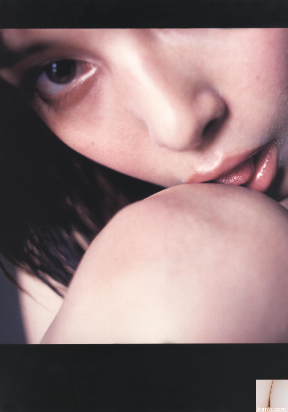 Natsuki Kato (Fotoalbum) (Monthly シリーズ062) – Monthly 062 (2004.10.12) (86P)