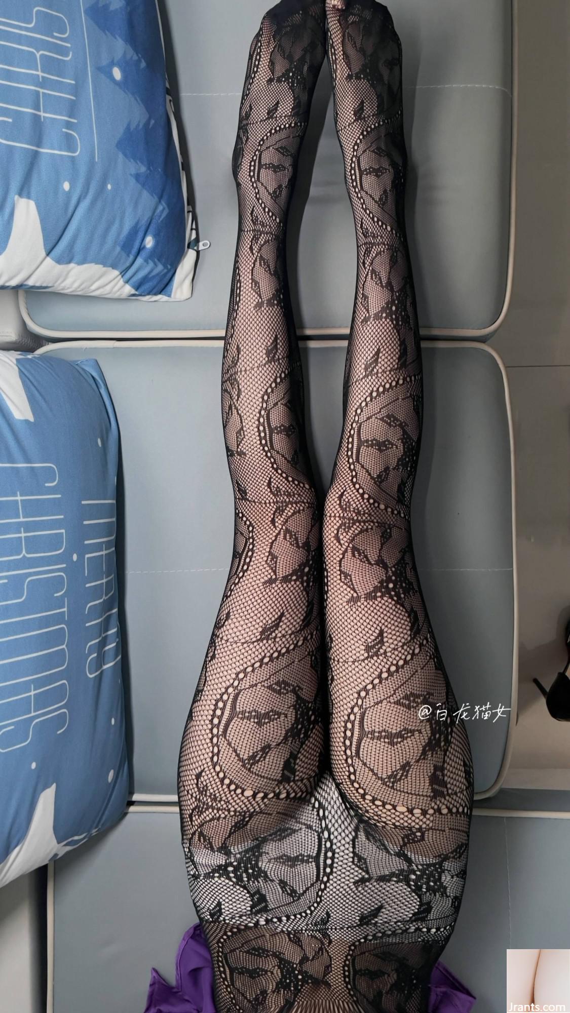 (Online-Sammlung) Welfare Girl White Totoro „Python Stockings“ VIP Exclusive Full (36P)