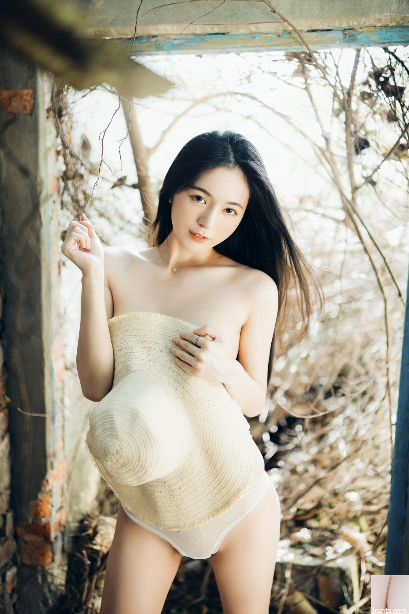 (Koleksi ekstra XiuRen) Model cantik Chenchen &#8220;Pengalaman pertama di alam liar&#8221; (118P)