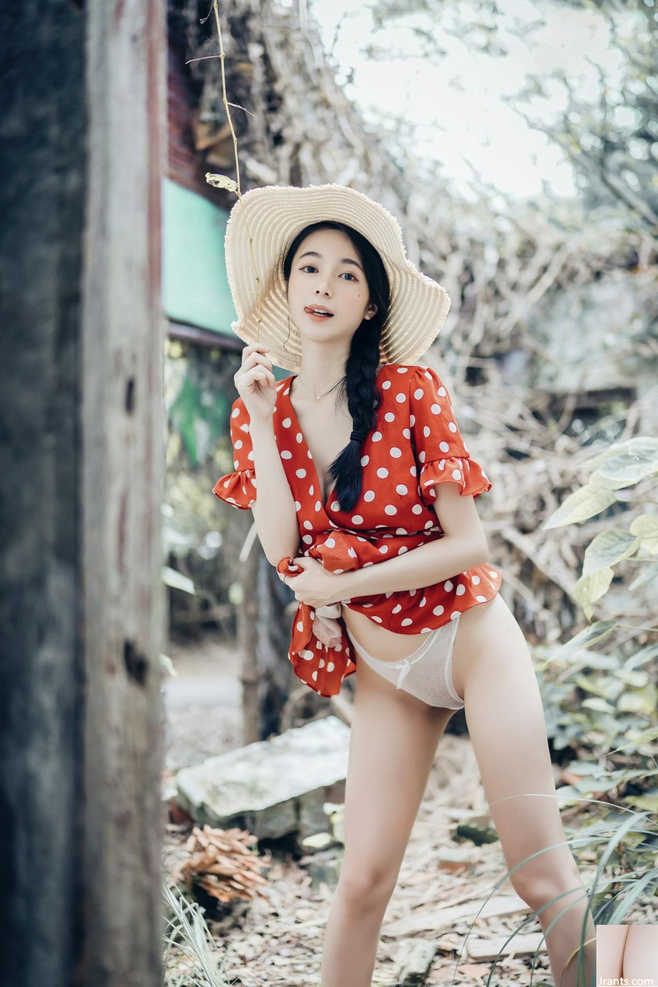 (Koleksi ekstra XiuRen) Model cantik Chenchen &#8220;Pengalaman pertama di alam liar&#8221; (118P)