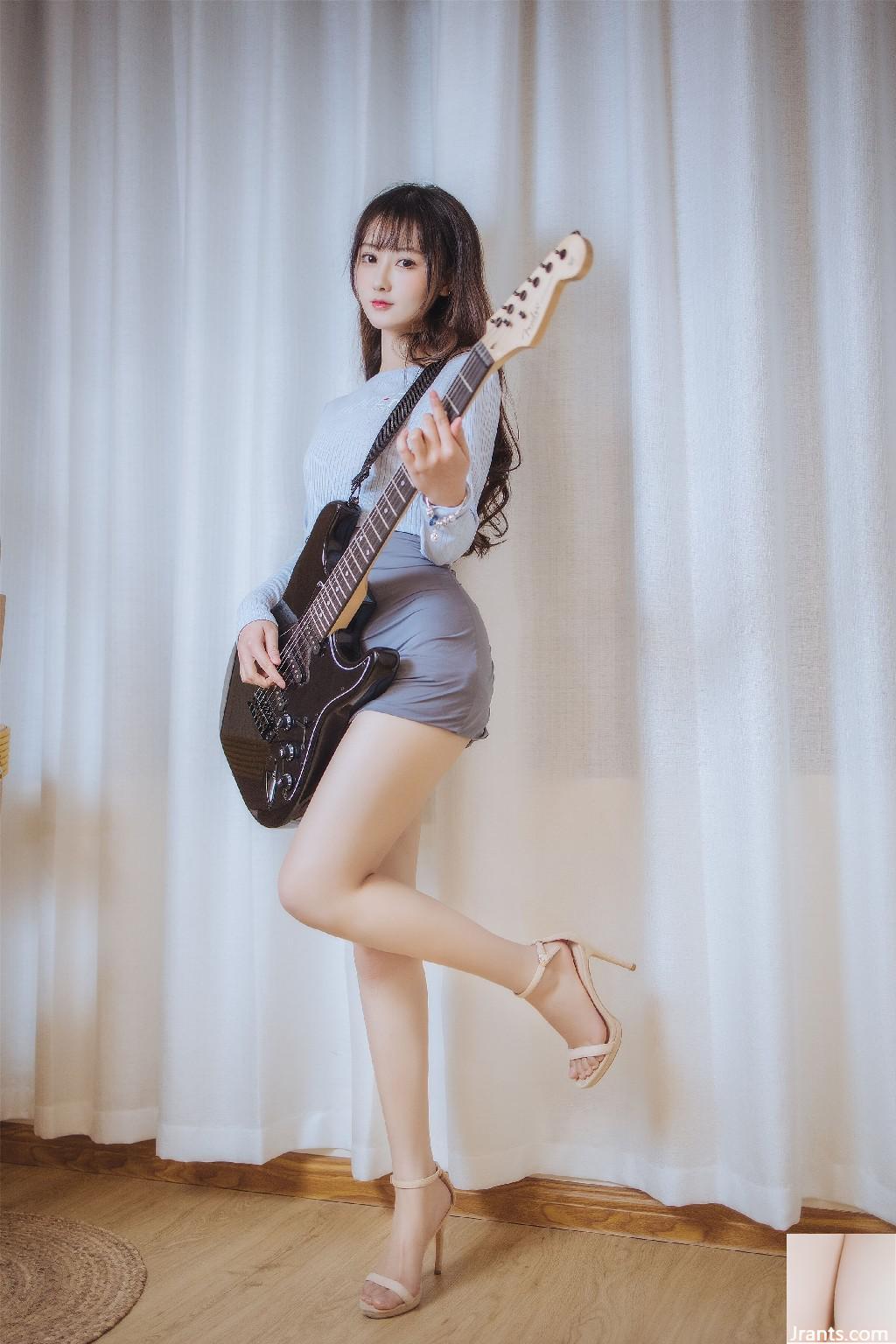 Hanyu Sanmi – Hermana guitarra (43P)