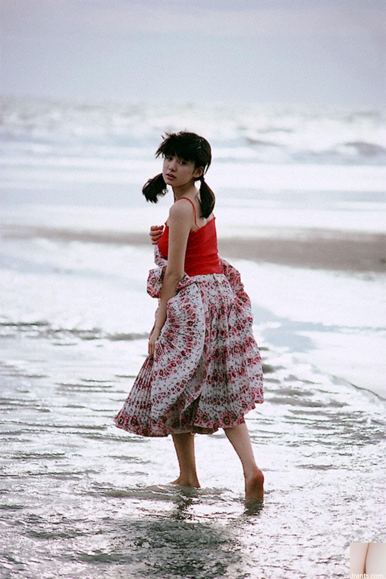 Koyuki Matsumoto《Mysterious Girl Called Koyuki Matsumoto》(1986.3) (76P)