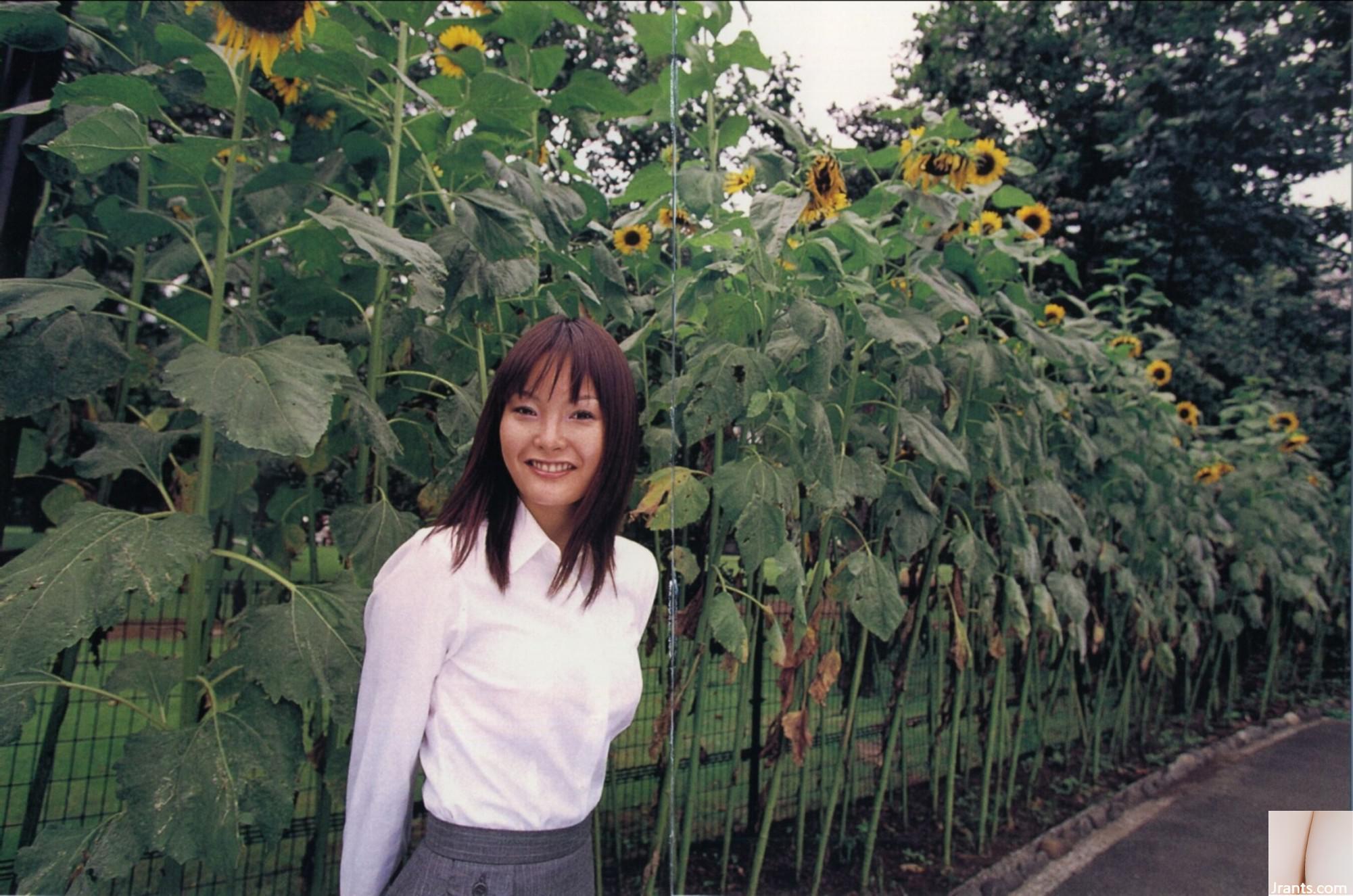 Rika Akiyoshi《Accidents TOKYO》(2000.11) (116P)