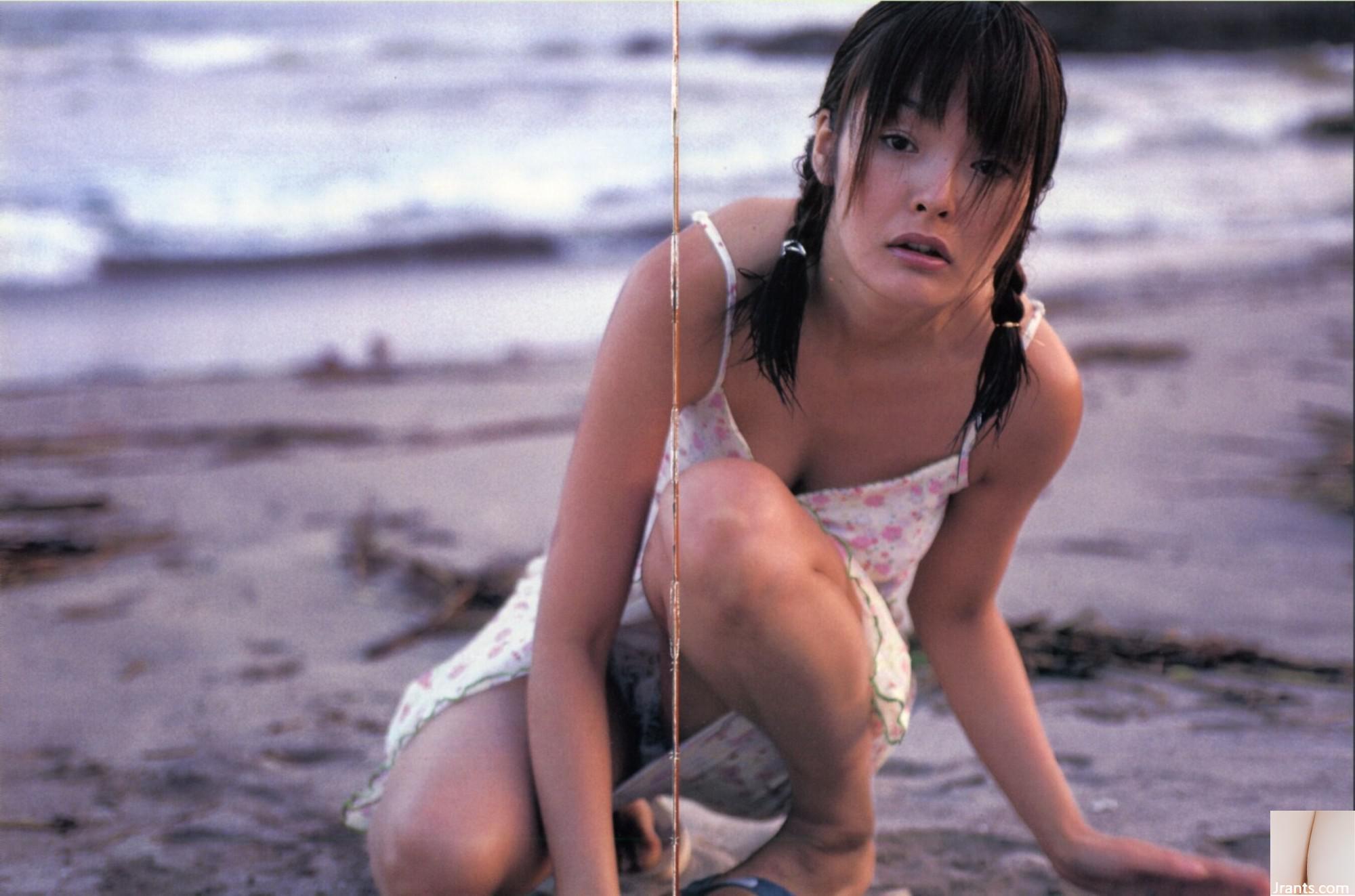 Rika Akiyoshi《Accidents TOKYO》(2000.11) (116P)