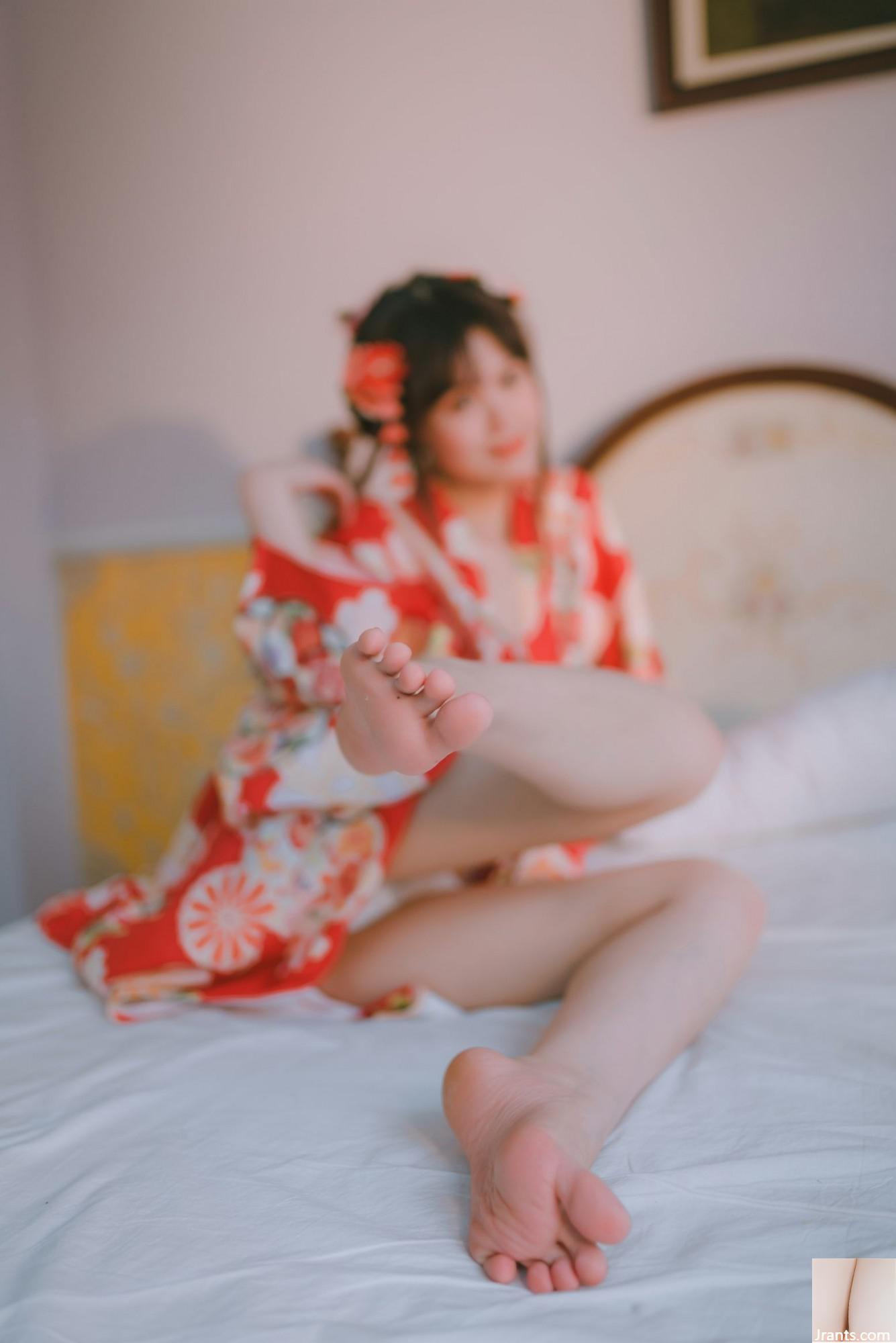 Xingdai Lulu – Daily Yukata Indoor (49P)