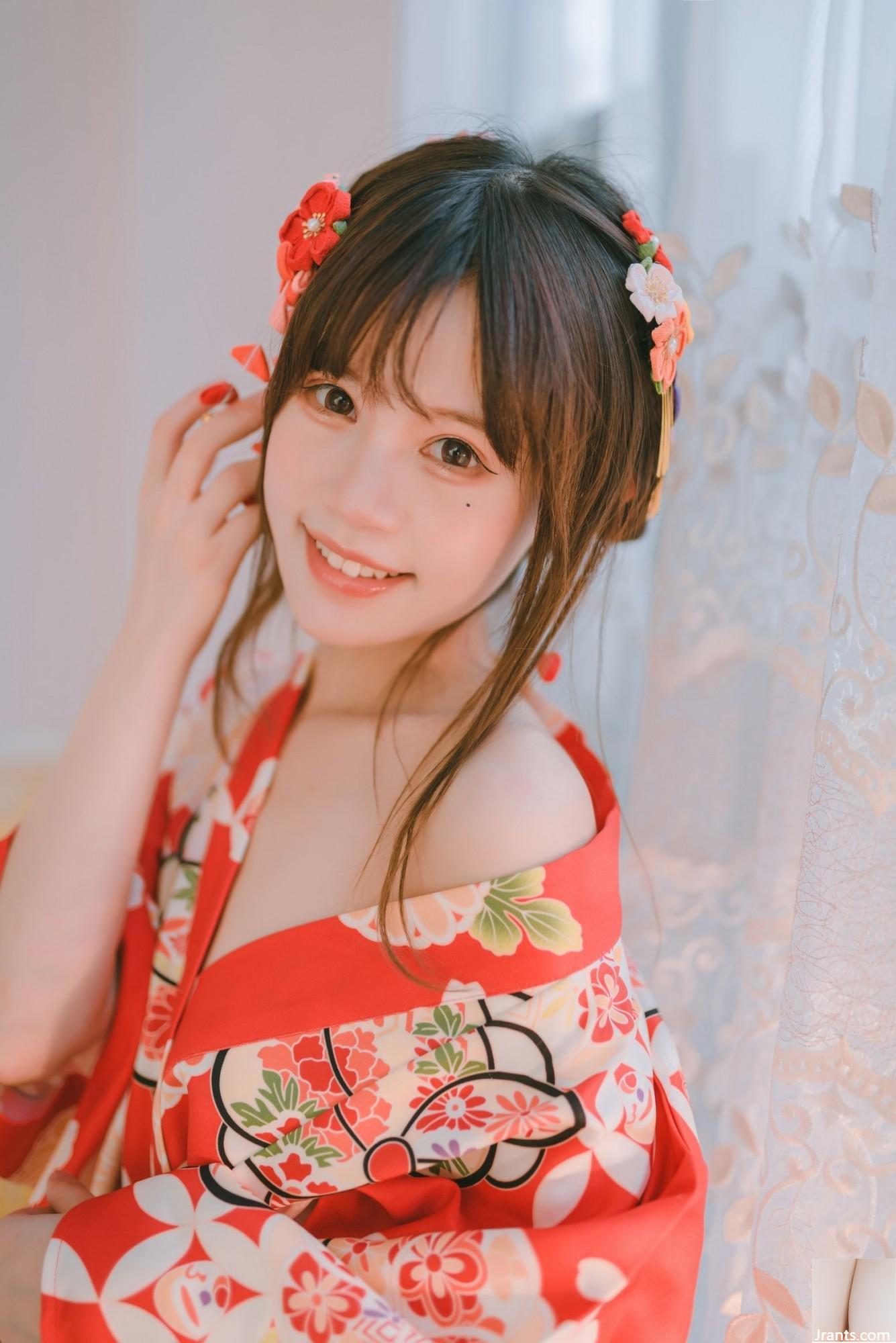 Xingdai Lulu – Daily Yukata Indoor (49P)