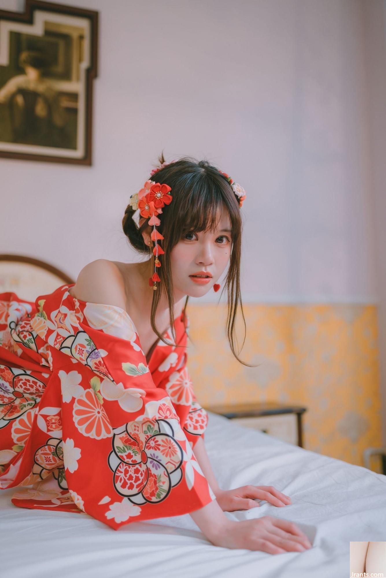 Xingdai Lulu – Daily Yukata Indoor (49P)