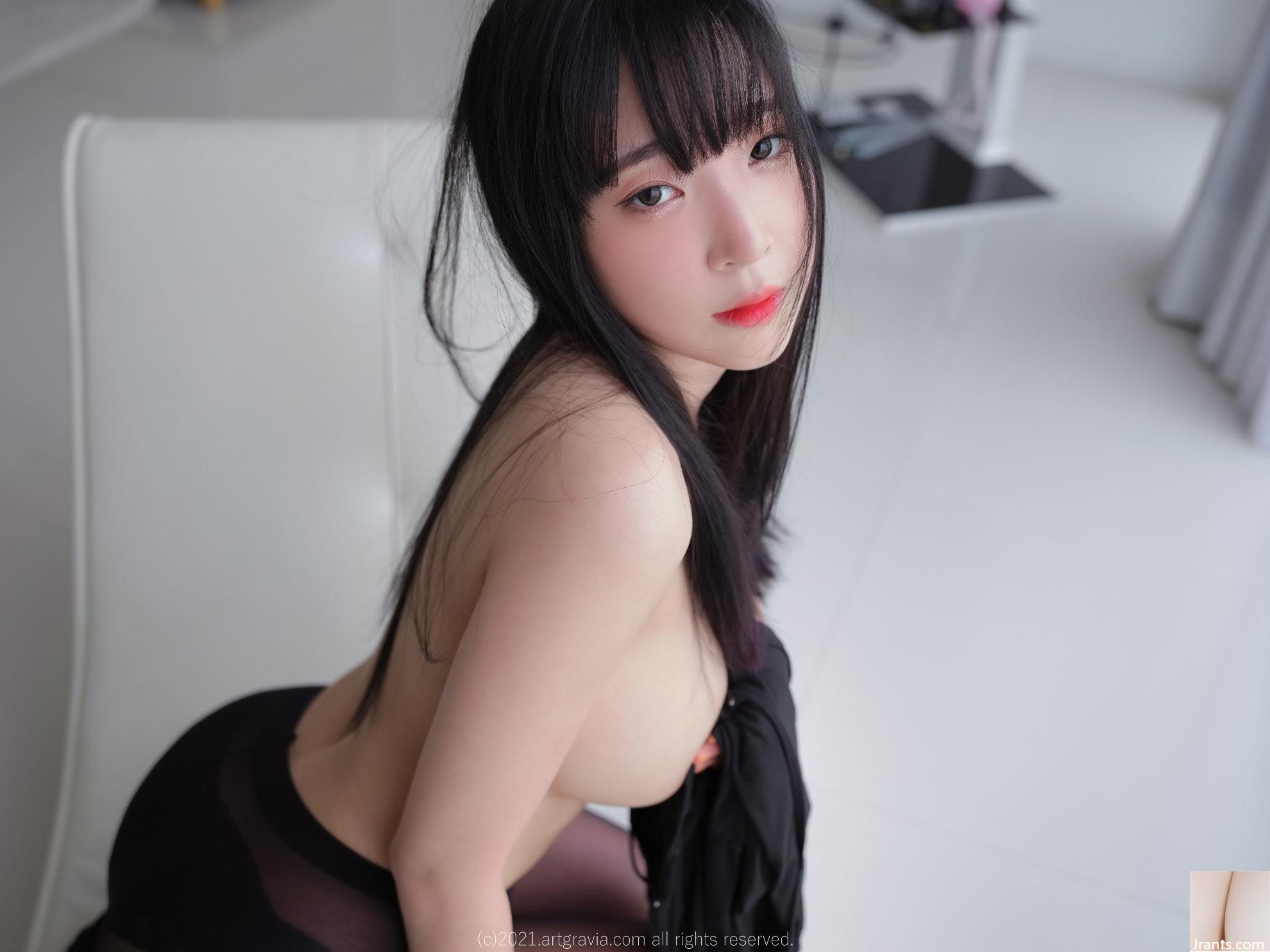 vol.280 Kang Inkyung (82P)