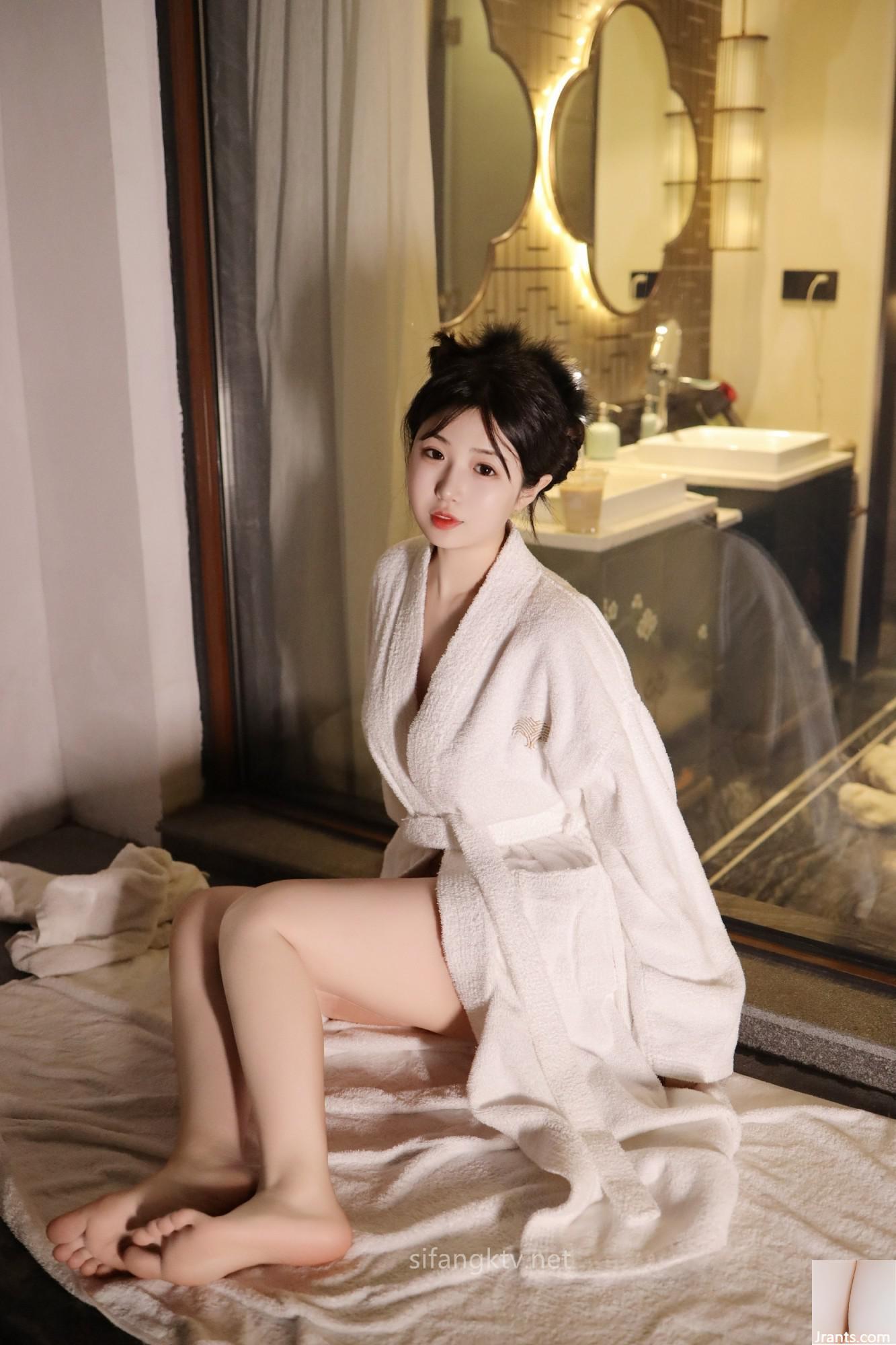 XiuRen Chen Xiaohua – 스파 오일 누출 지점(71P)