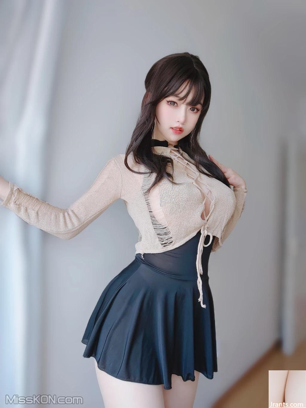 Coser@女主 K Frühherbst-Outfits (113P)