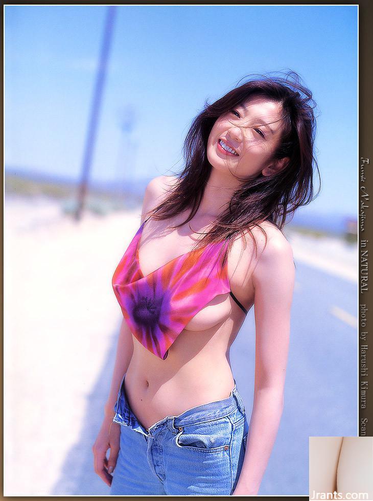 Fumie Nakajima (livro de fotos) Fumie Nakajima – em NATURAL (84P)