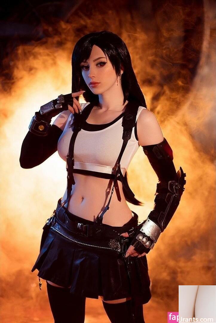 coser-Lady Melamori-Tatsumaki+Tifa (FFVl)(39P)