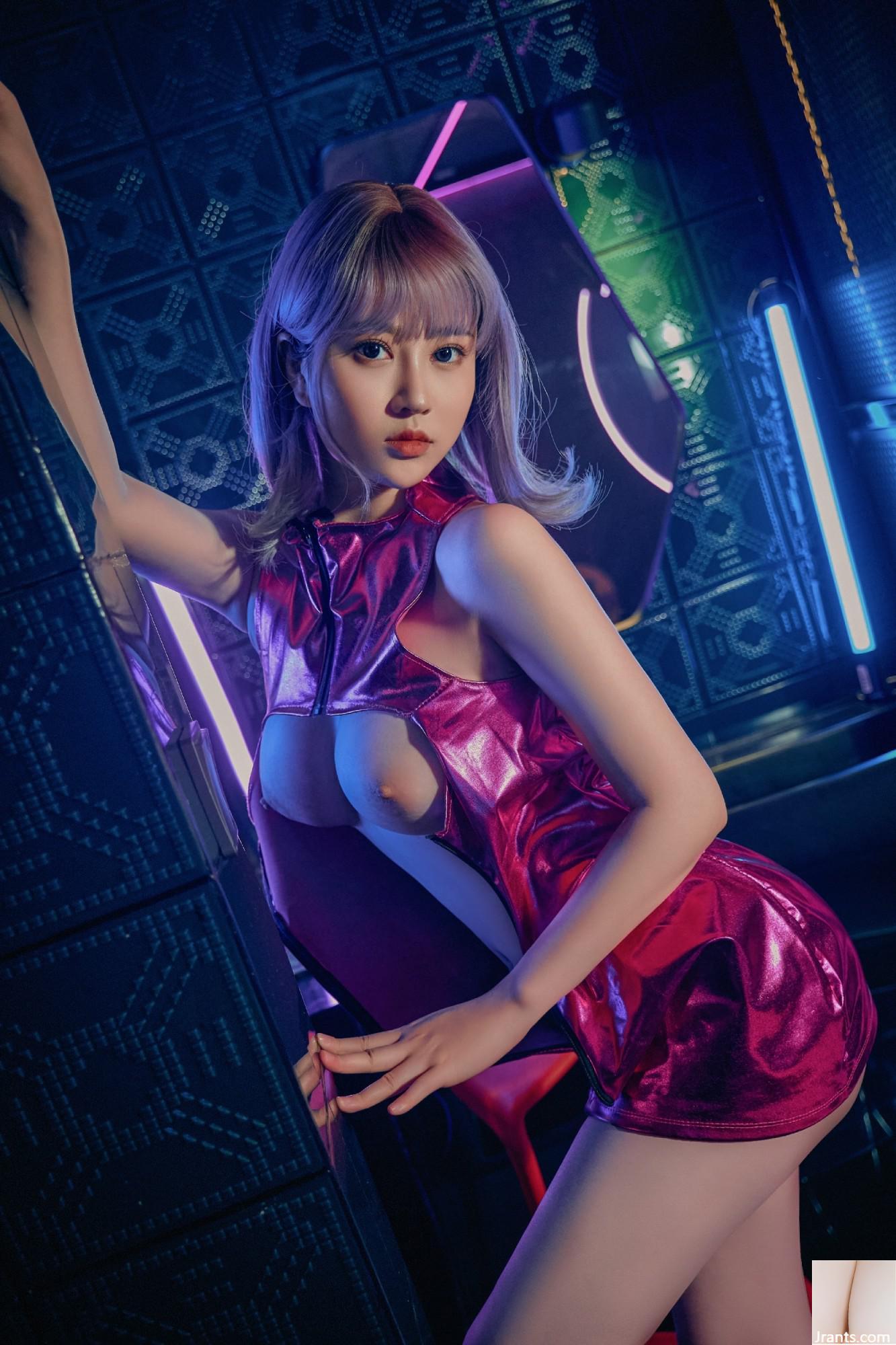 Coser@NnianNNian-Internet Girl (44P)