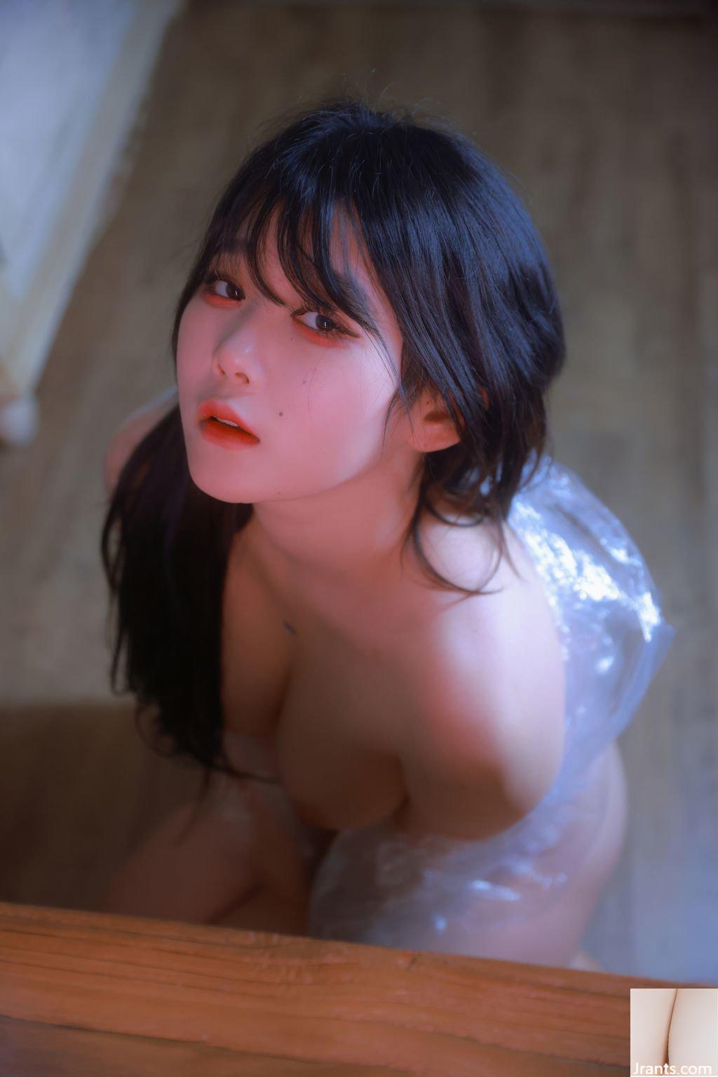 지아 _ Vol.9 오픈 (159P)