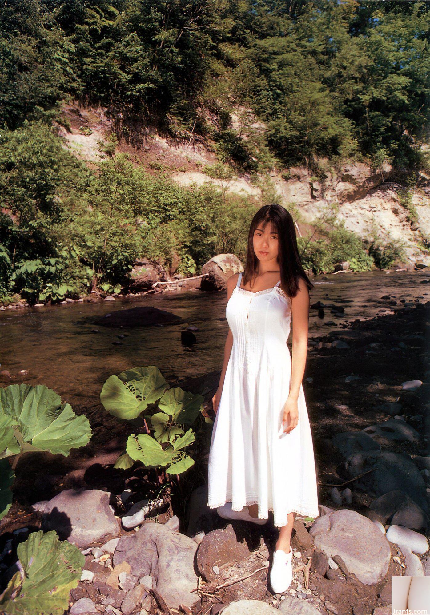 Miho Ariga (Foto) «AFRODITA» (Eichi Publishing) (62P)