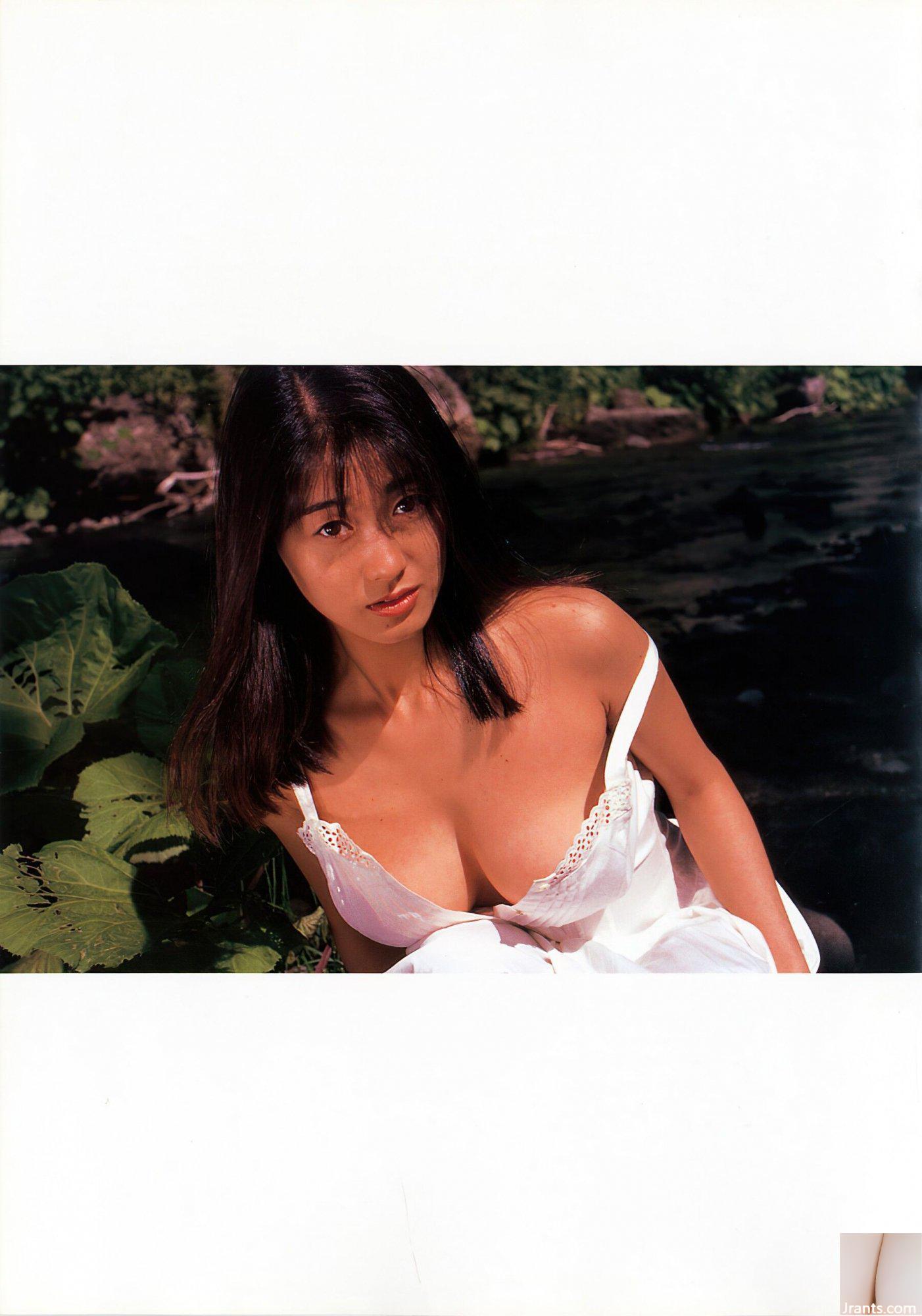 Miho Ariga (Foto) «AFRODITA» (Eichi Publishing) (62P)