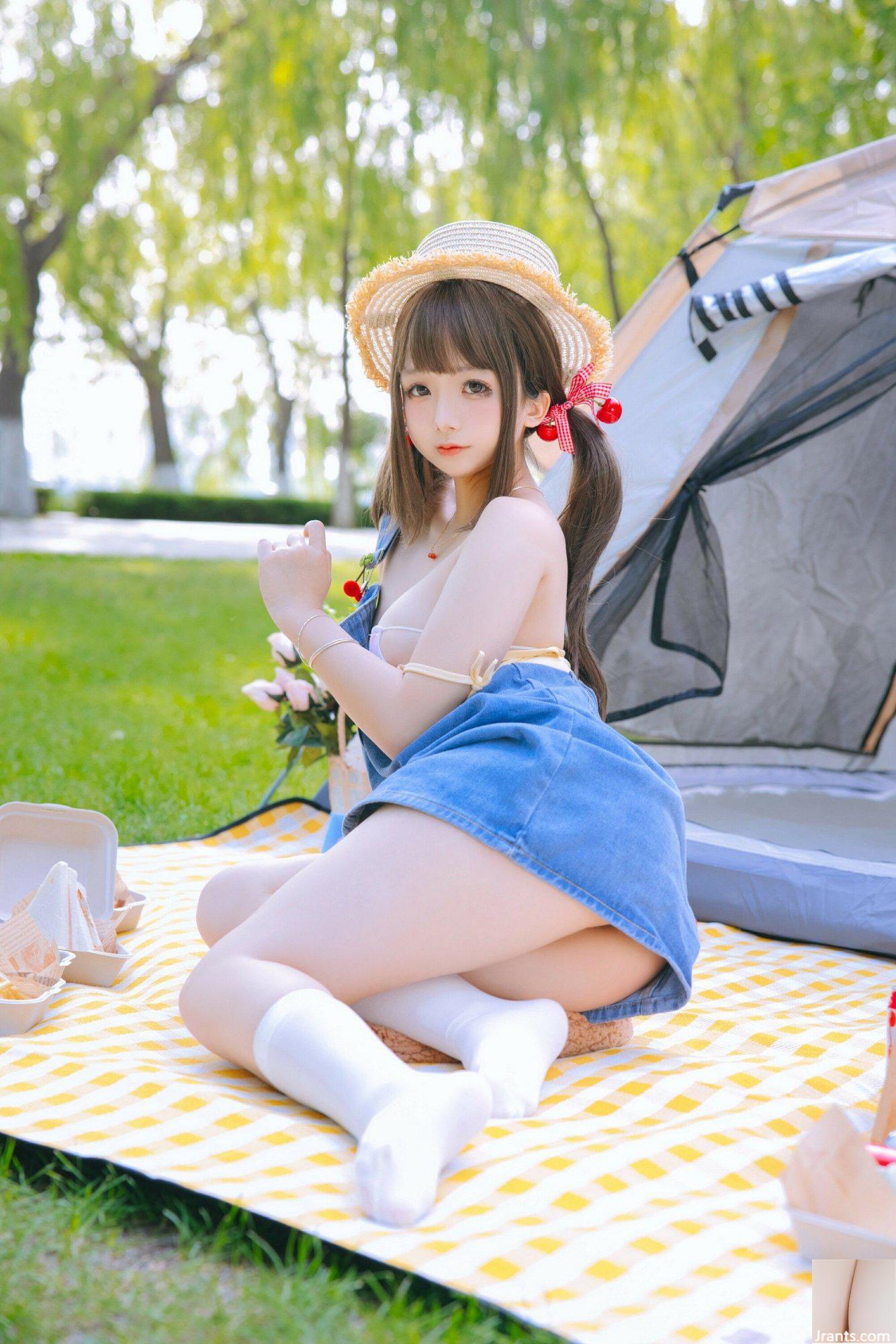 (Colección en línea) Exclusivo VIP «Picnic Day 1» de Welfare Girl Hinako (100P)