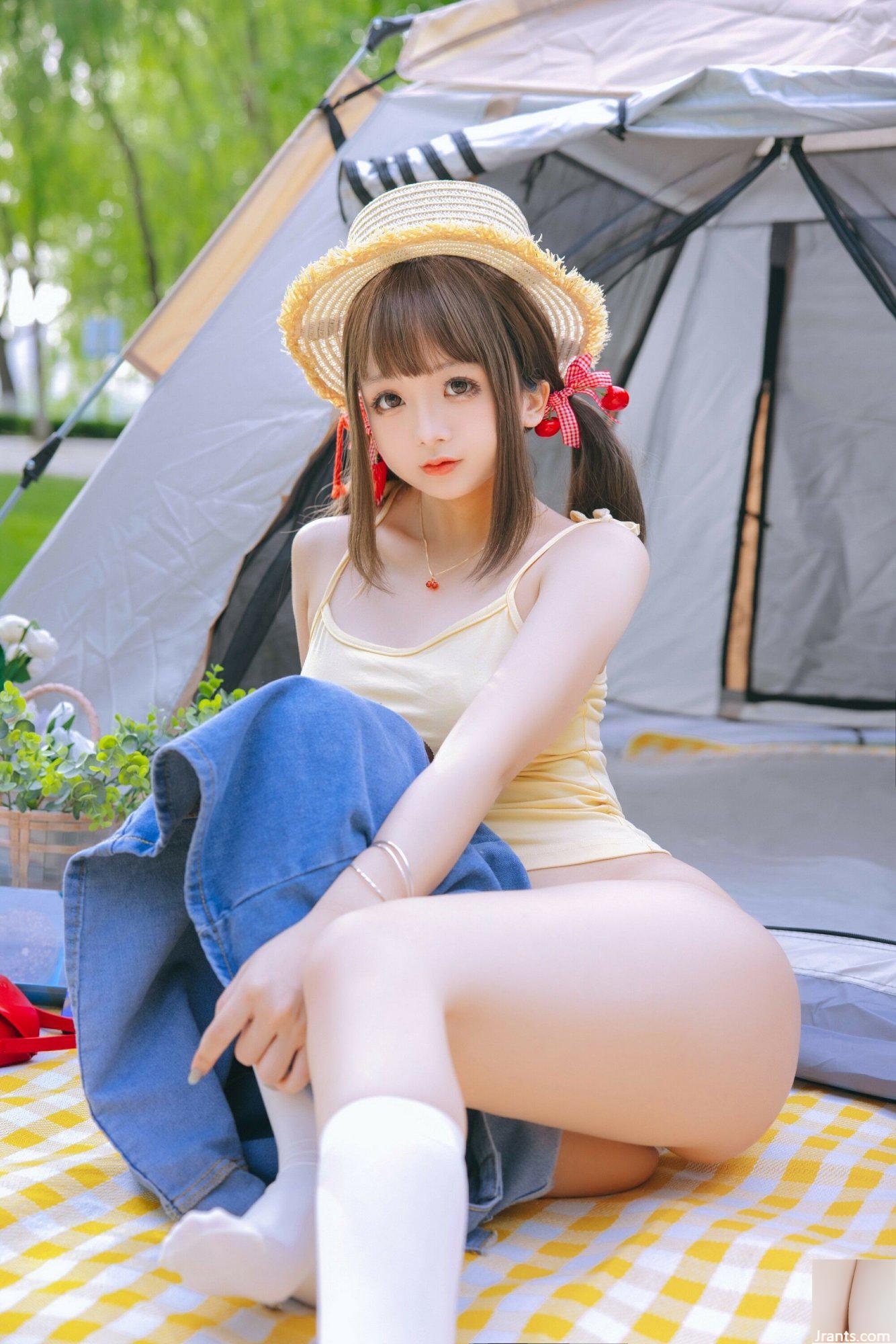 (Colección en línea) Exclusivo VIP «Picnic Day 1» de Welfare Girl Hinako (100P)