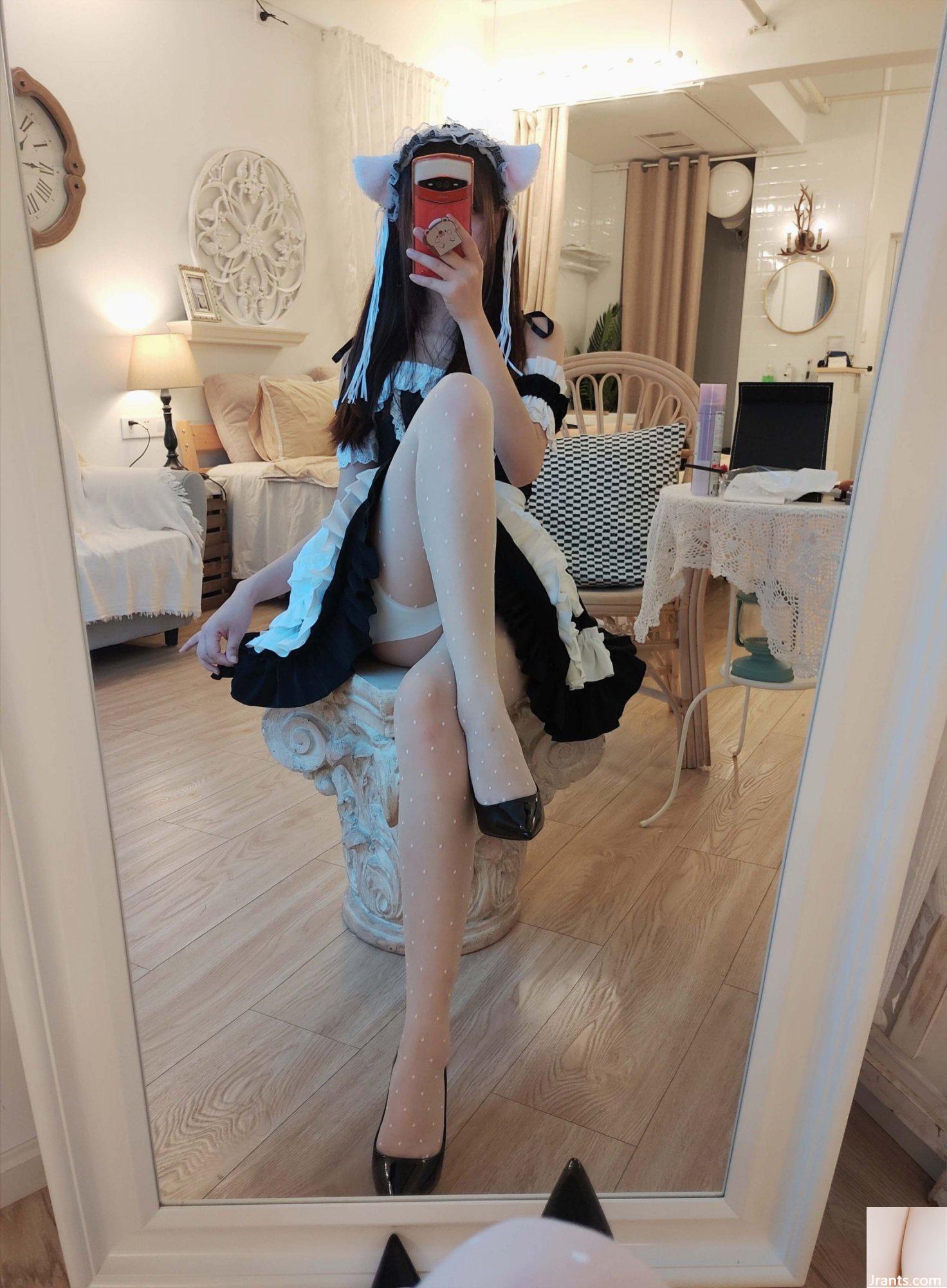 (raccolta online)  Welfare Girl Xue Qi SAMA &#8220;Mirror Maid&#8221; VIP esclusivo completo (31P)