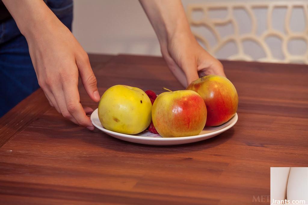 Vous avez déjà préparé l&#39;assiette de fruits si vite Bretona (129P)