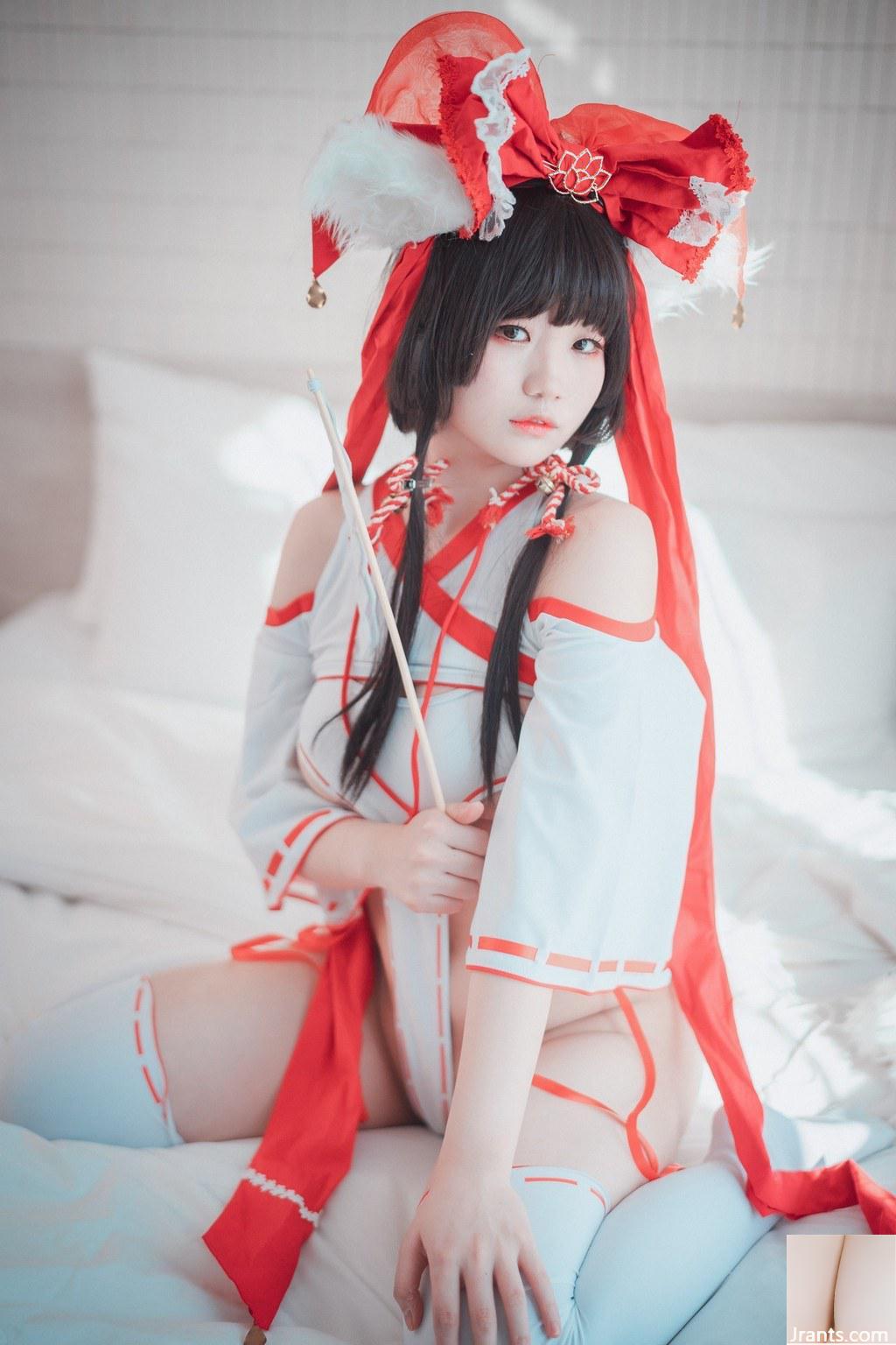 Mimi, (DJAWA) Kitsune Miko A.Ver (65P)