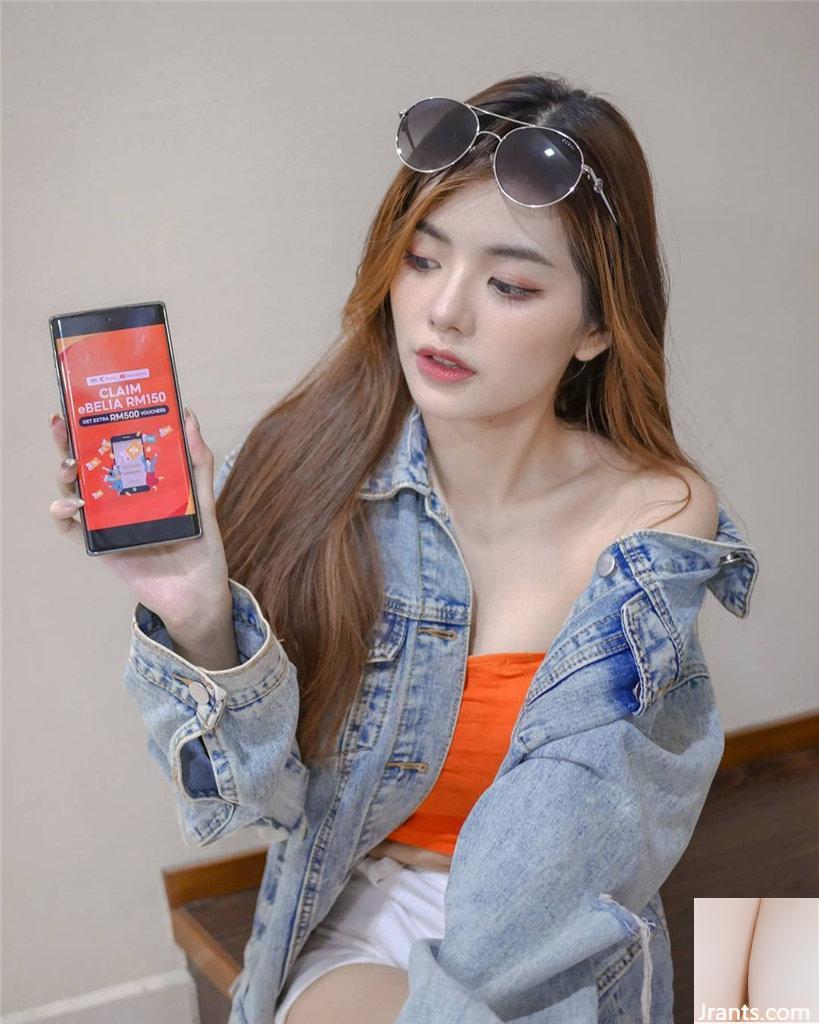 Jing Wen သည် နတ်သမီး စိတ်ဓာတ် နှင့် စိတ်ထား အပြည့်ရှိပြီး လျှပ်စီးလက်ကာ မျက်လုံးများ မူးဝေသွားသည်&#8230; (35P)