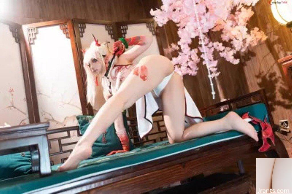 Aya wurde von Aya und 小和蜜丝 – Nian and Dusk Chinese Dress (199P) entdeckt (