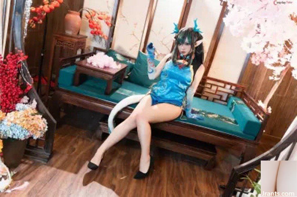 Aya wurde von Aya und 小和蜜丝 – Nian and Dusk Chinese Dress (199P) entdeckt (