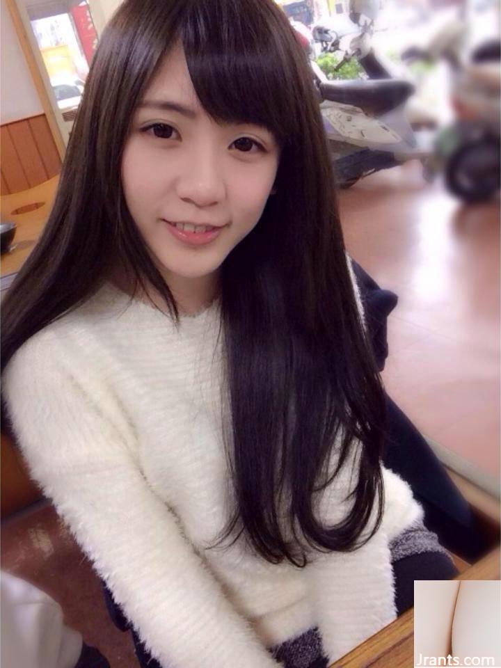 Bu Rouyun, une fille pure et belle de la mer de Chine orientale, est si belle même sans maquillage.