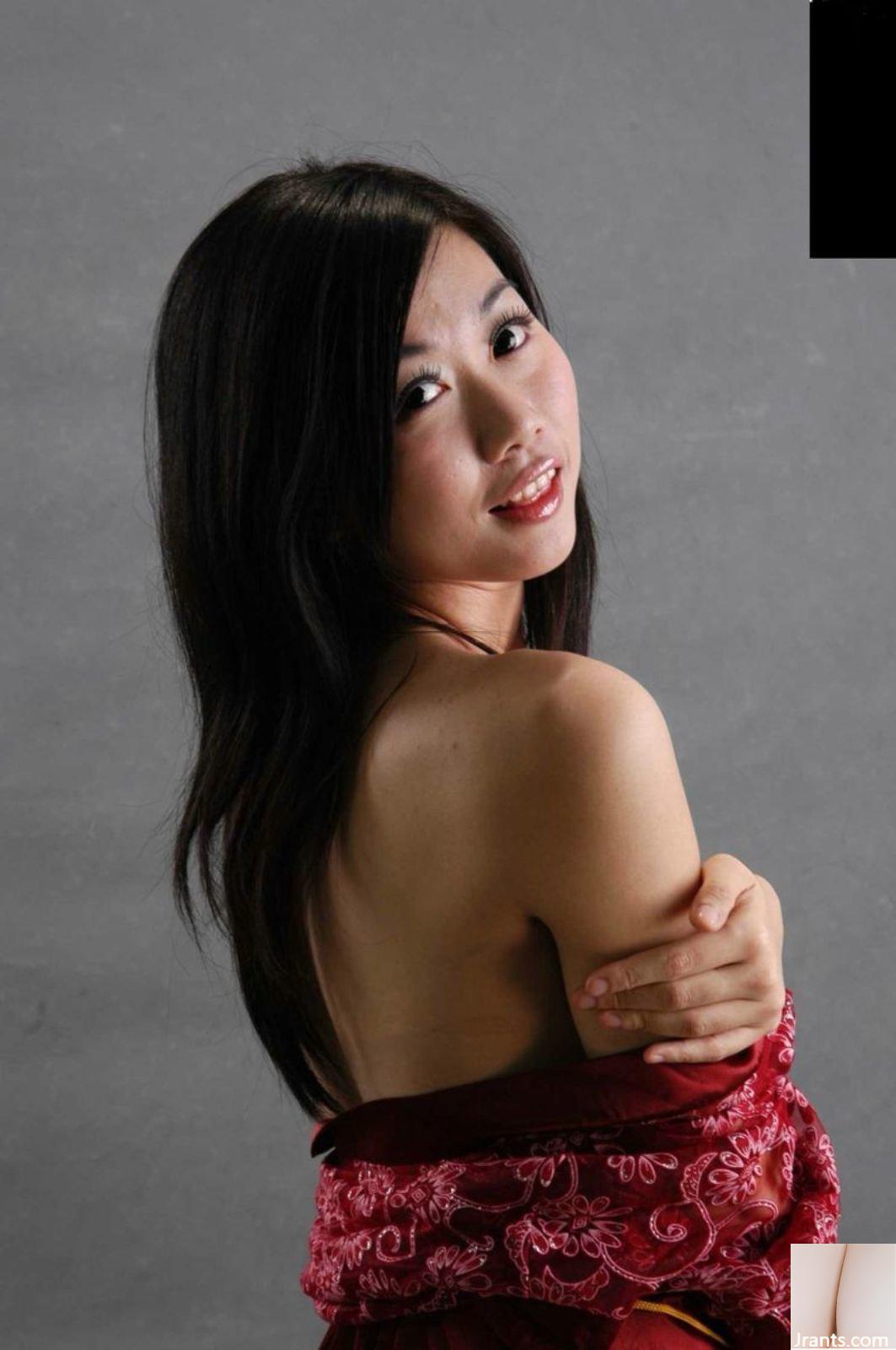 Privates Fotoshooting des chinesischen Models Anfei (142P)